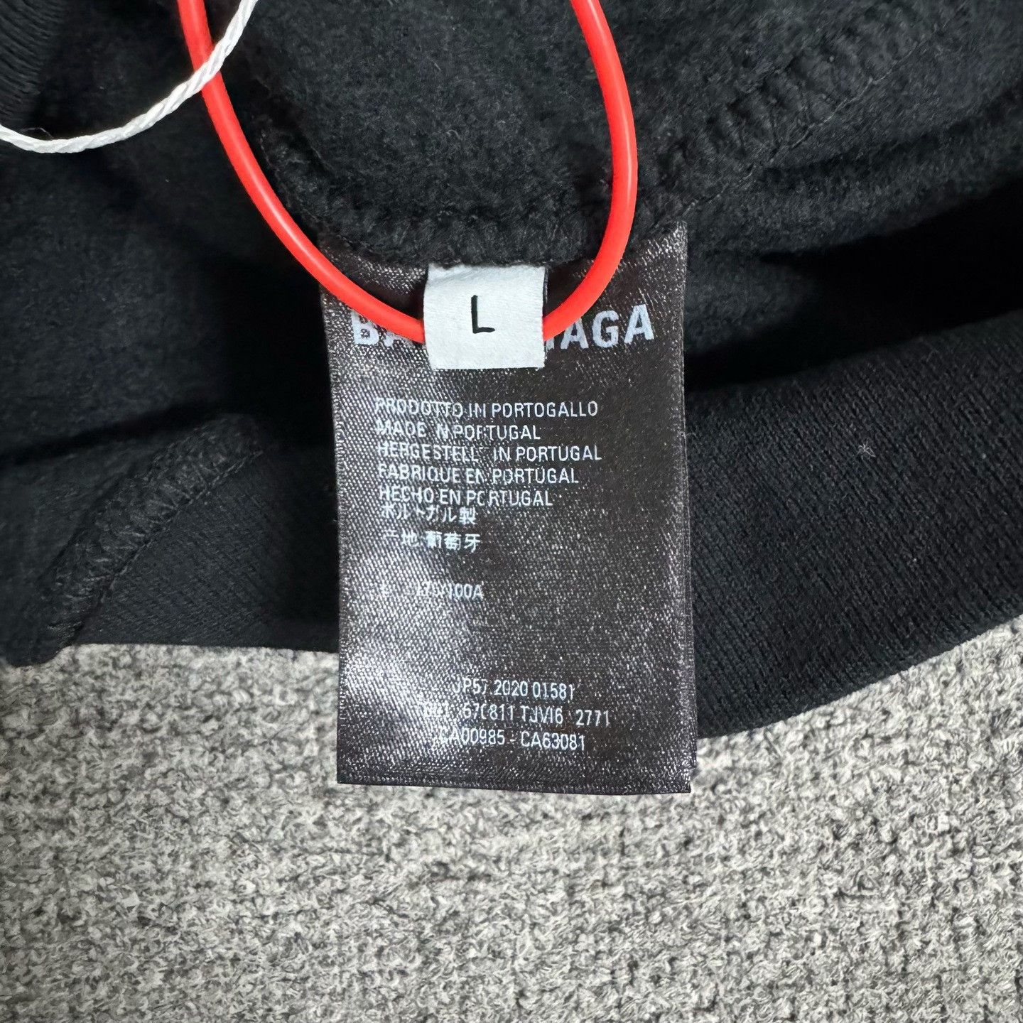 Balenciaga Balenciaga Seven Languages Hoodie Size US L / EU 52-54 / 3 - 9 Thumbnail