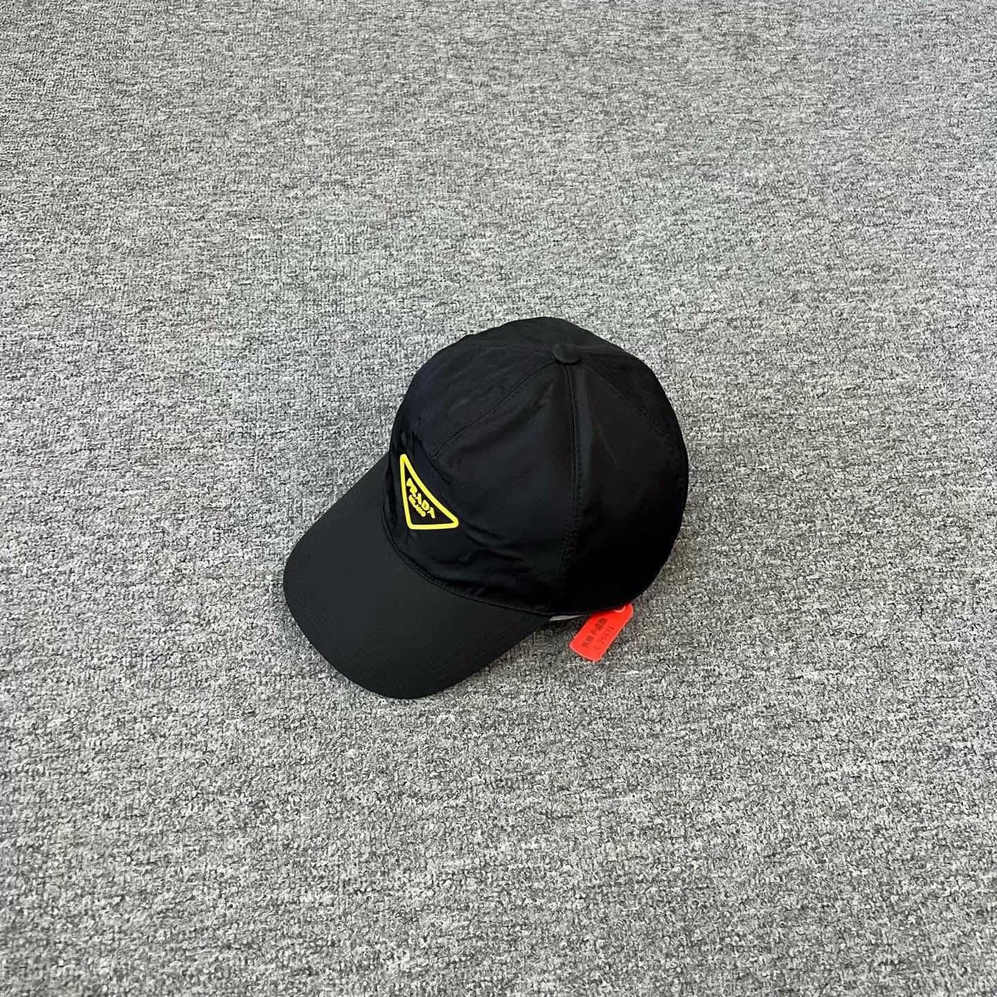 Prada Prada Black Triangle Logo Nylon Baseball Cap M Size ONE SIZE - 3 Thumbnail