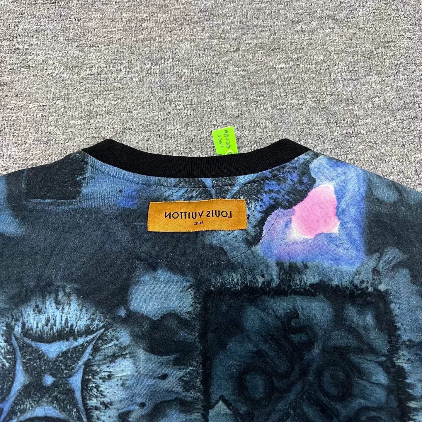 Louis Vuitton Louis Vuitton Blue Digital Tie-Dye T-Shirt Size US M / EU 48-50 / 2 - 8 Thumbnail