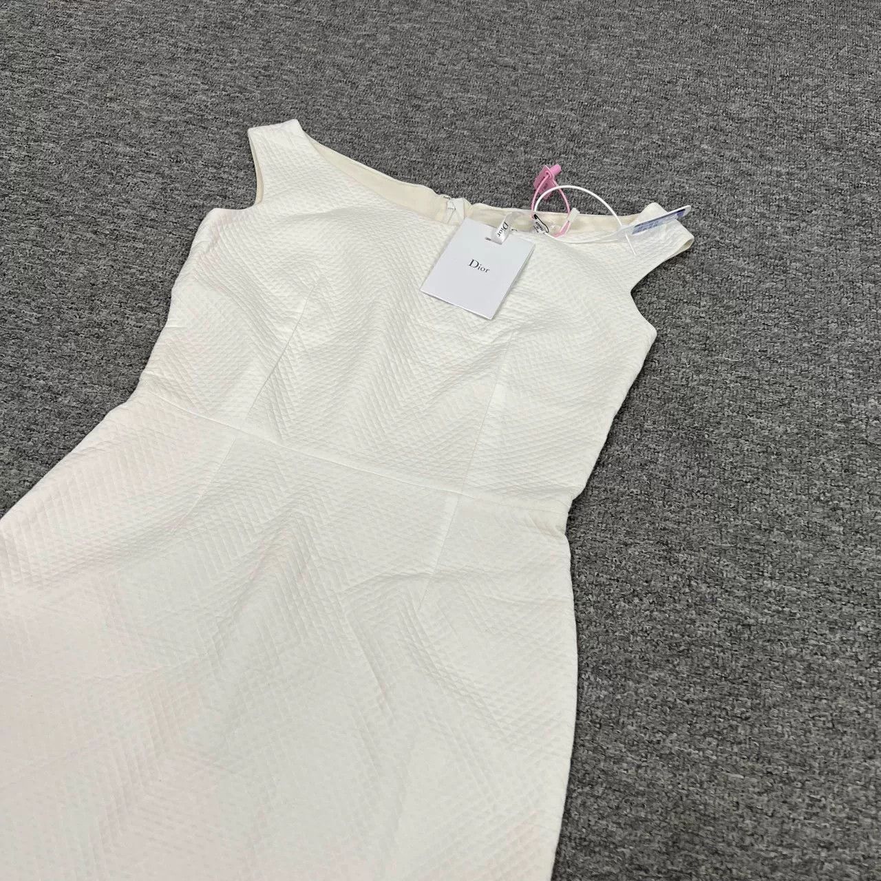 Dior Dior White Sleeveless Fitted Dress Size XS / US 0-2 / IT 36-38 - 2 Thumbnail