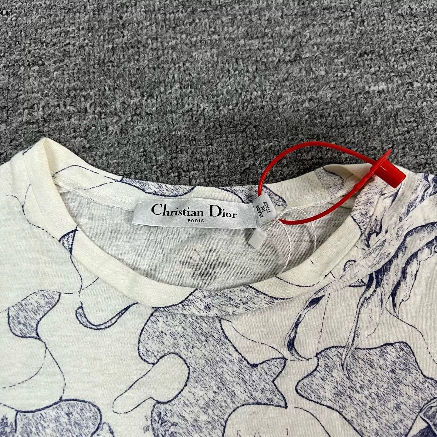 Dior DIOR Earth Series Short-Sleeve T-Shirt Size US S / EU 44-46 / 1 - 4 Thumbnail