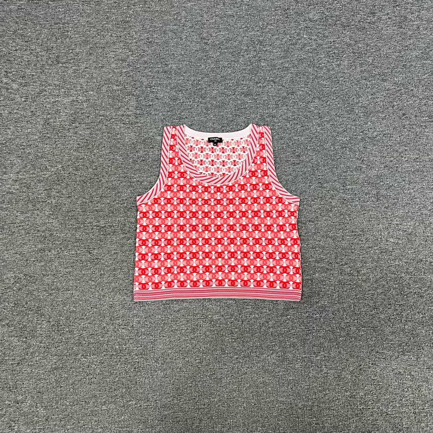 Chanel Chanel Pink CC Logo Knit Vest Size XXS / US 00 / IT 34 - 3 Thumbnail