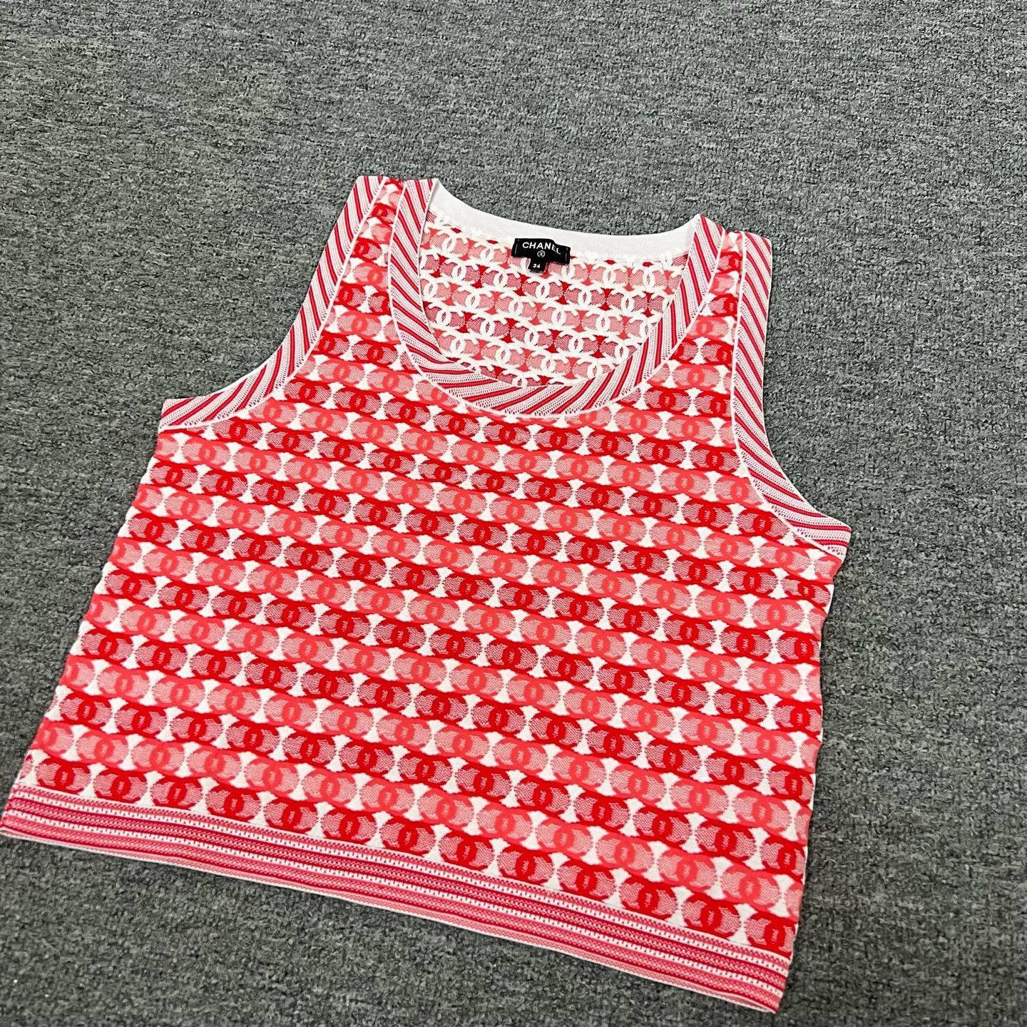 Chanel Chanel Pink CC Logo Knit Vest Size XXS / US 00 / IT 34 - 5 Thumbnail