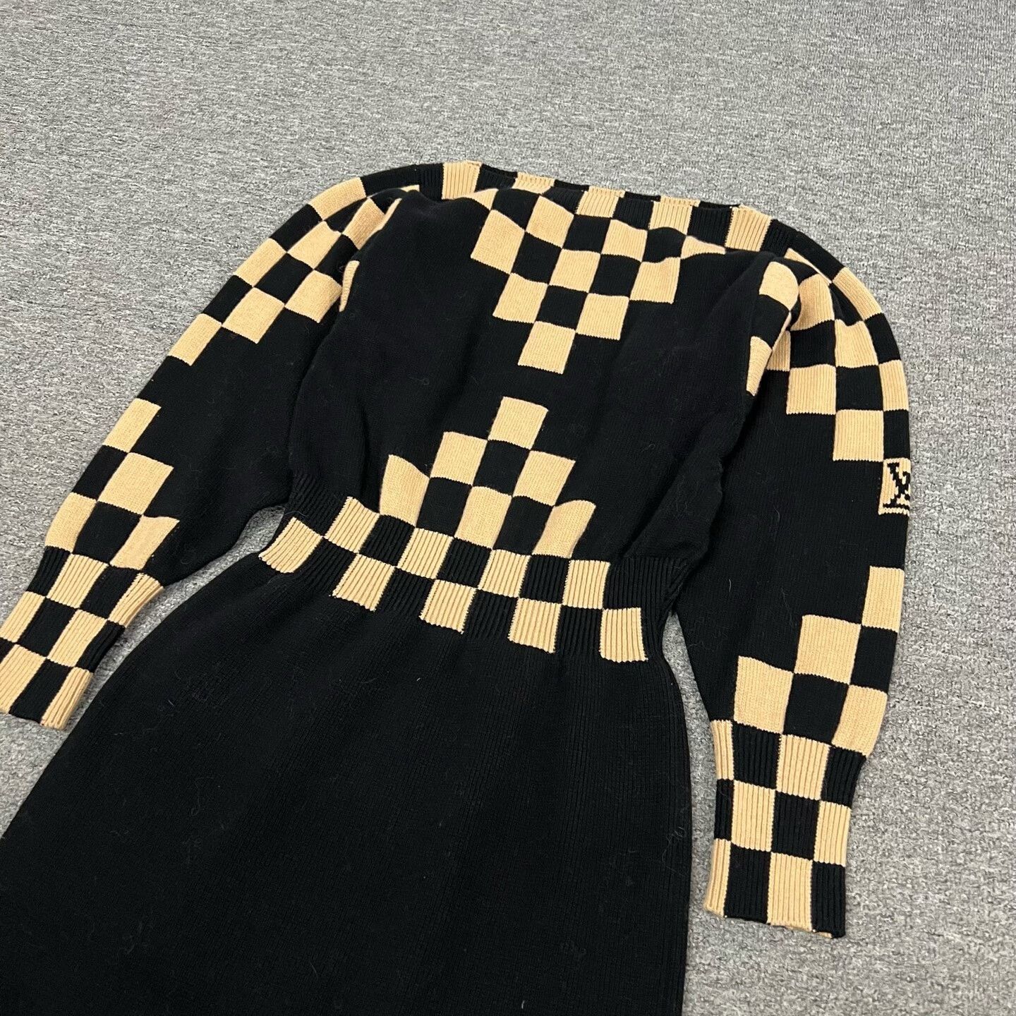 Louis Vuitton Louis Vuitton Damier Cashmere Knit Dress Size M / US 6-8 / IT 42-44 - 3 Thumbnail