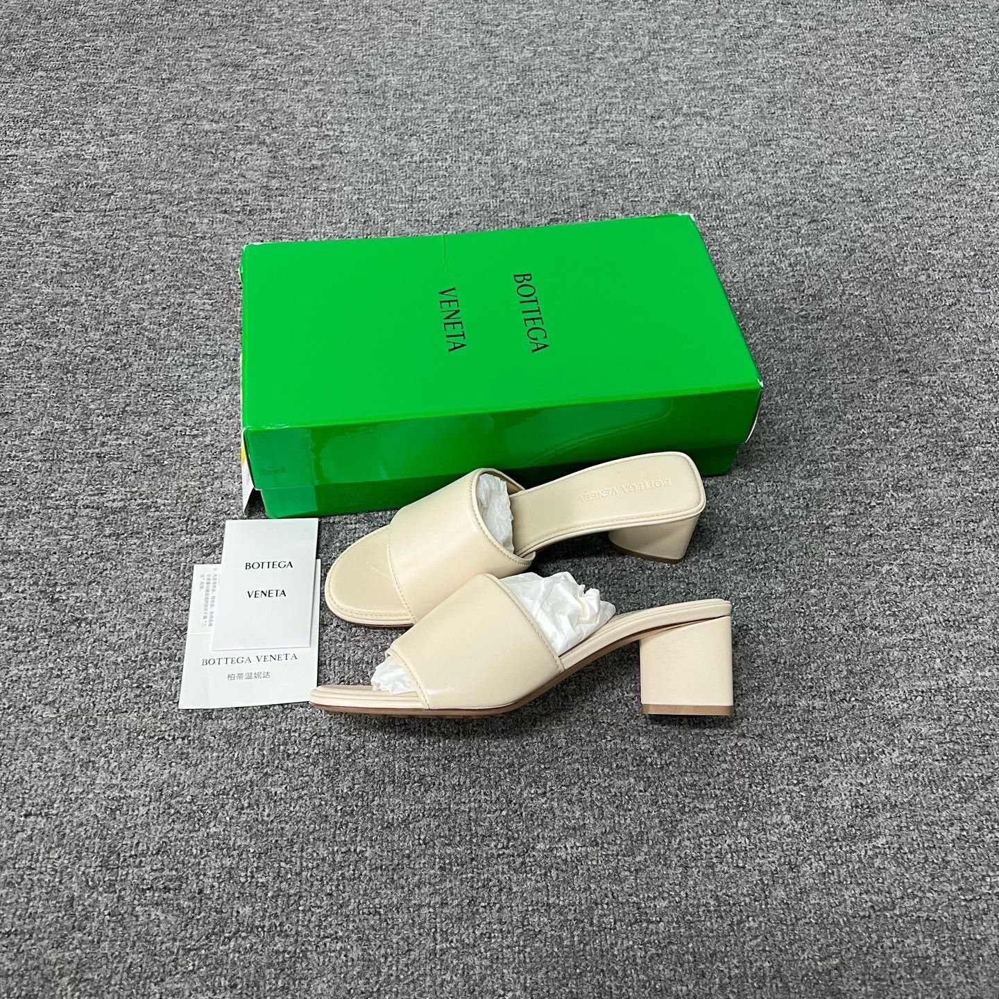 Bottega Veneta Bottega Veneta Women's Block Heel Mules Size US 6 / IT 36 - 3 Thumbnail