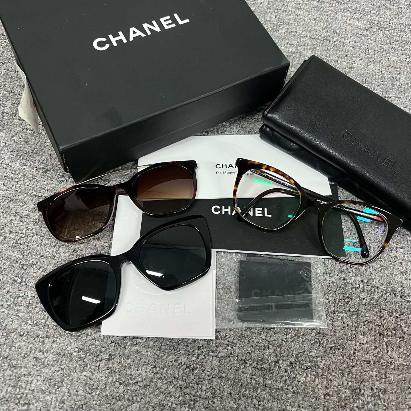 Chanel Chanel Tortoiseshell Glasses with Clip-On Size ONE SIZE - 2 Thumbnail