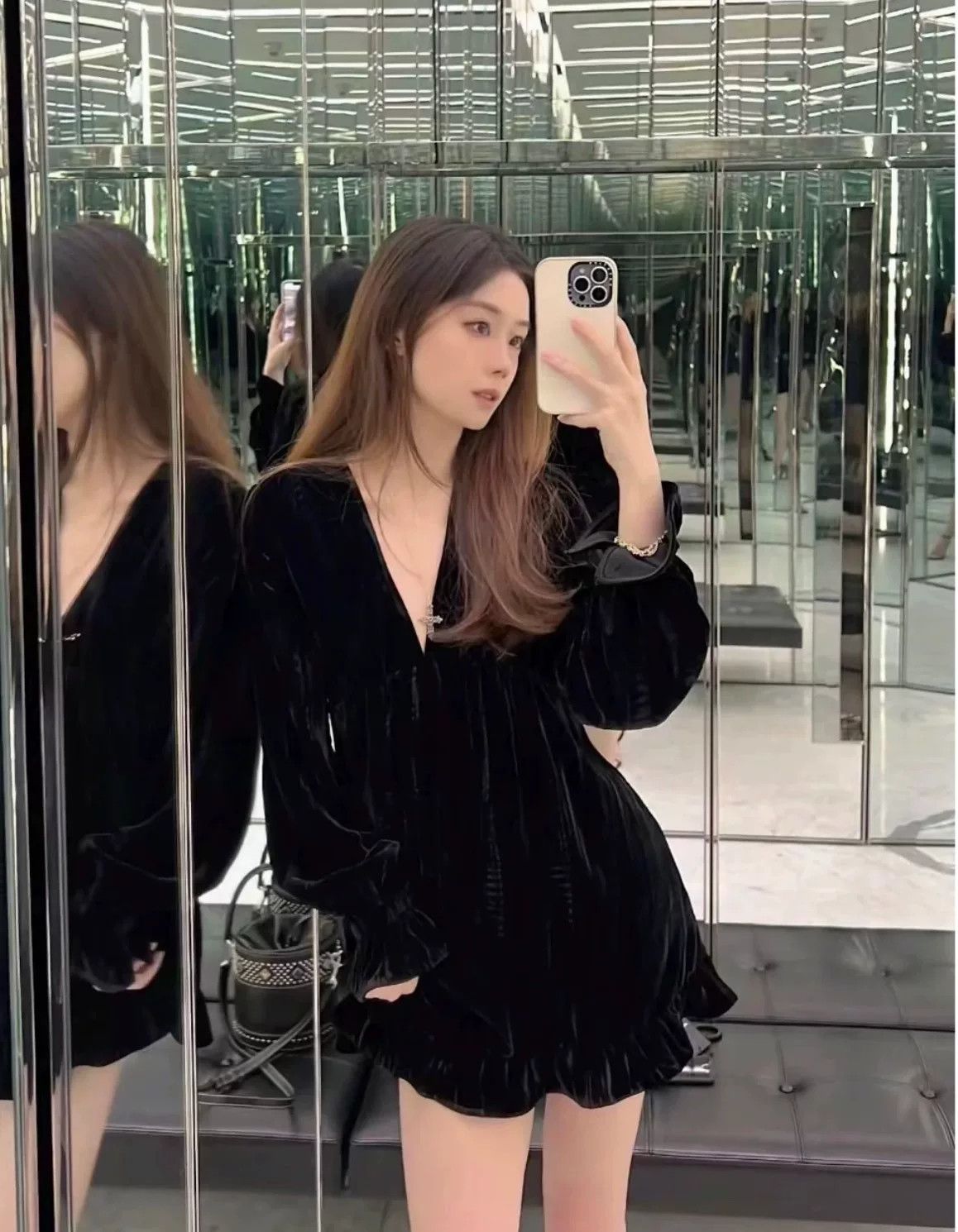 Yves Saint Laurent Saint Laurent Black Velvet Dress F36 Size XS / US 0-2 / IT 36-38 - 2 Thumbnail