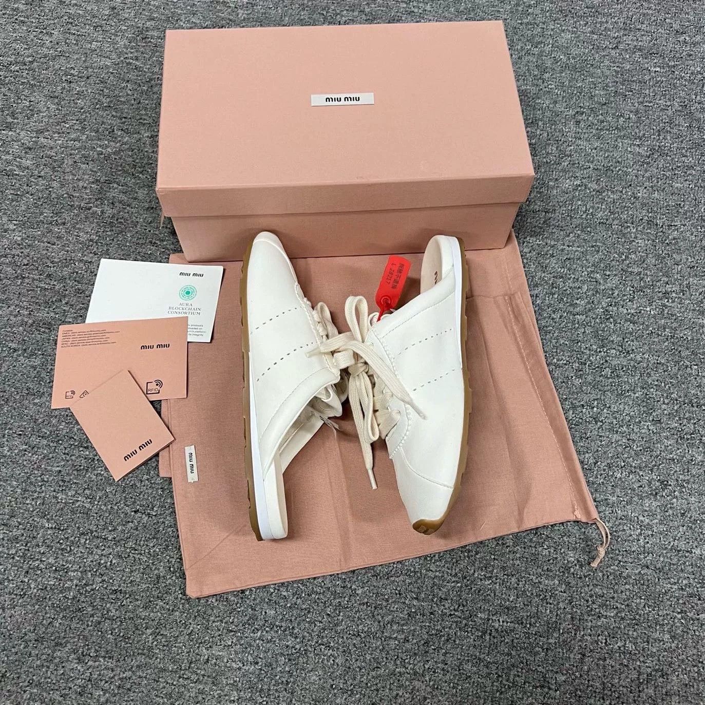 Miu Miu MiuMiu Plume White Mule Training Shoes Size US 7 / IT 37 - 5 Thumbnail