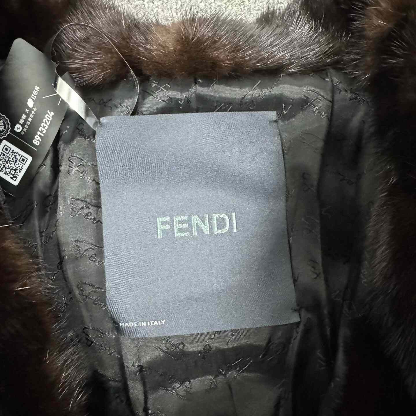 Fendi Fendi Brown Short Fur Coat Size M / US 6-8 / IT 42-44 - 5 Thumbnail