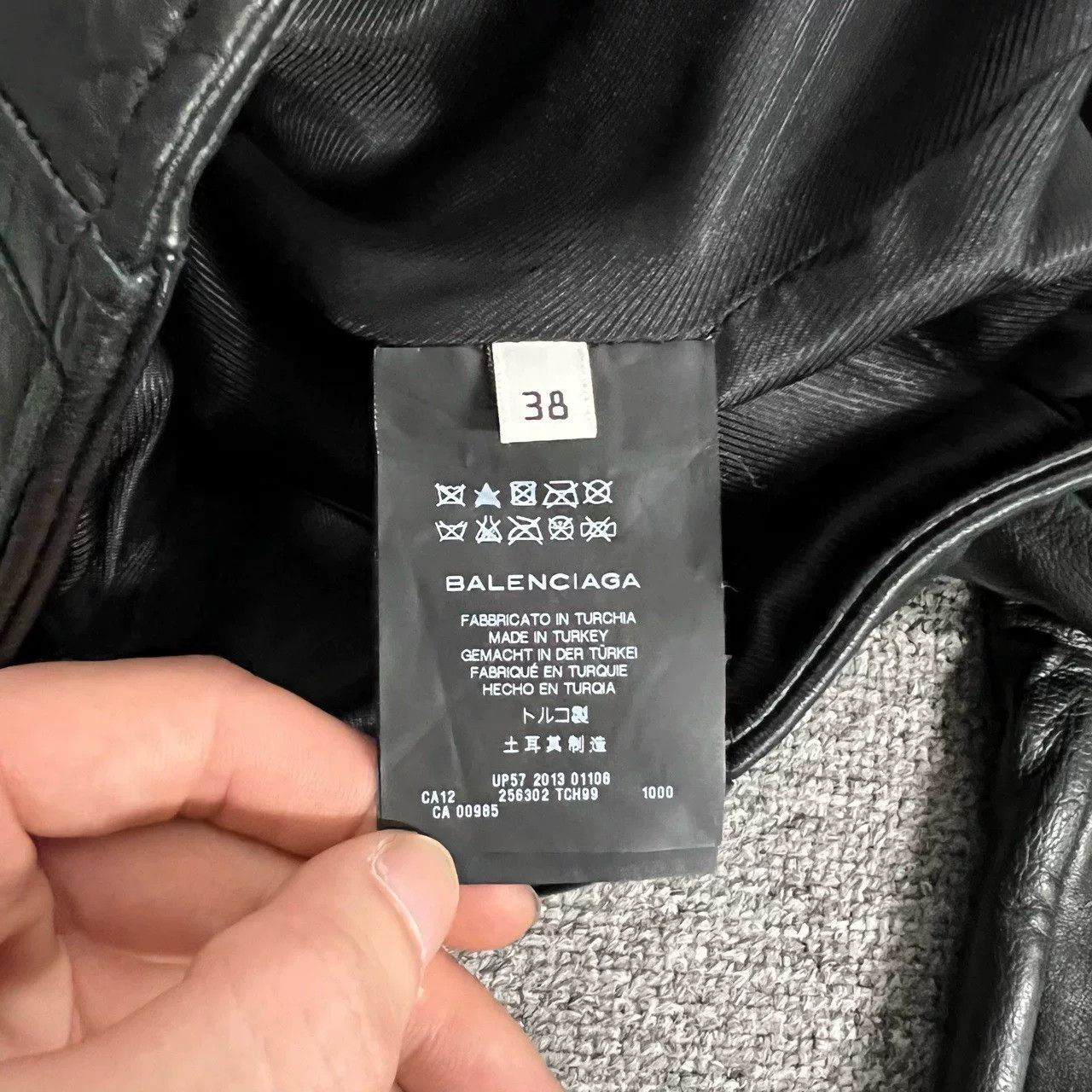 Balenciaga Balenciaga Classic Slouchy Sleeve Biker Jacket Size XS / US 0-2 / IT 36-38 - 7 Thumbnail