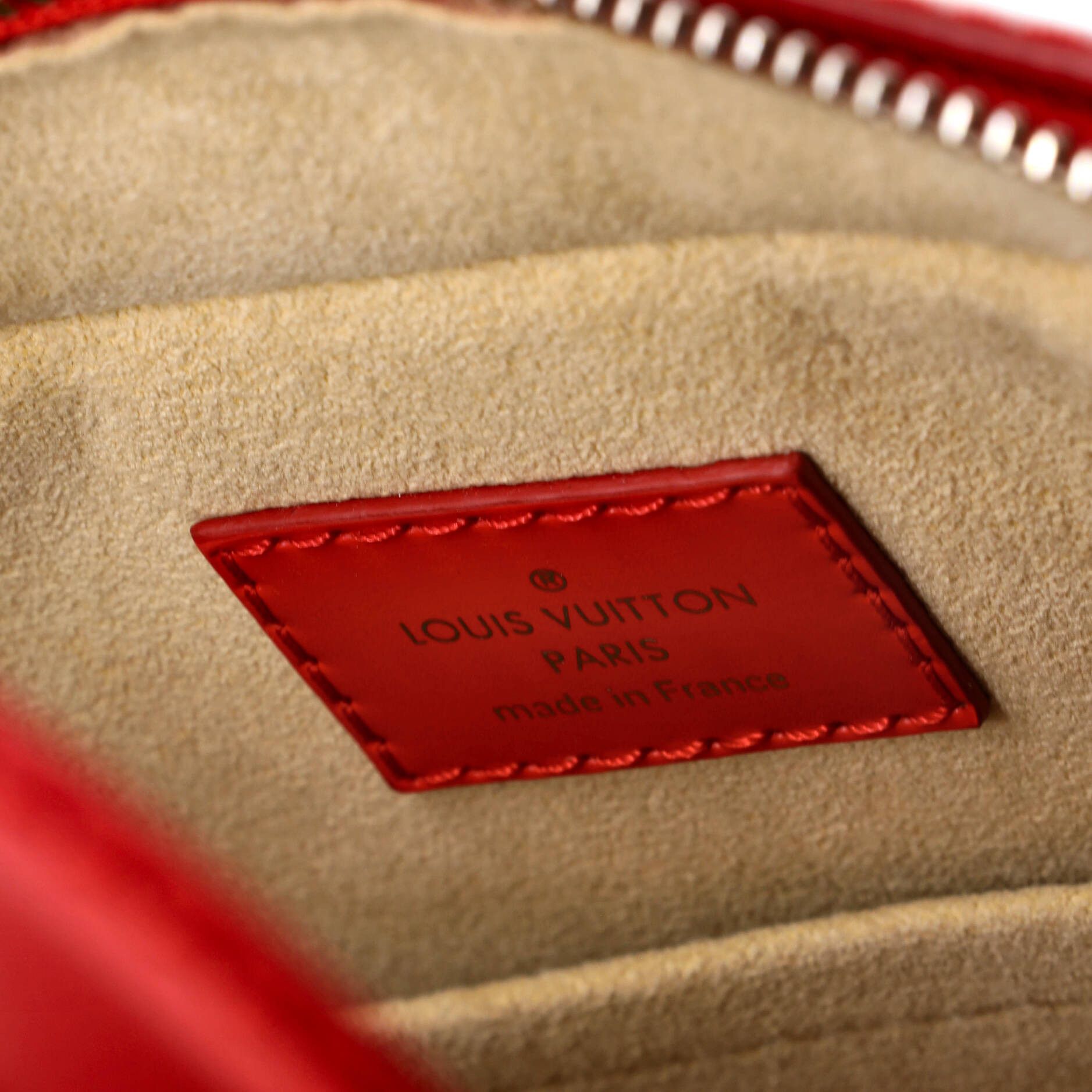 Louis Vuitton Dora Handbag Size ONE SIZE - 7 Thumbnail