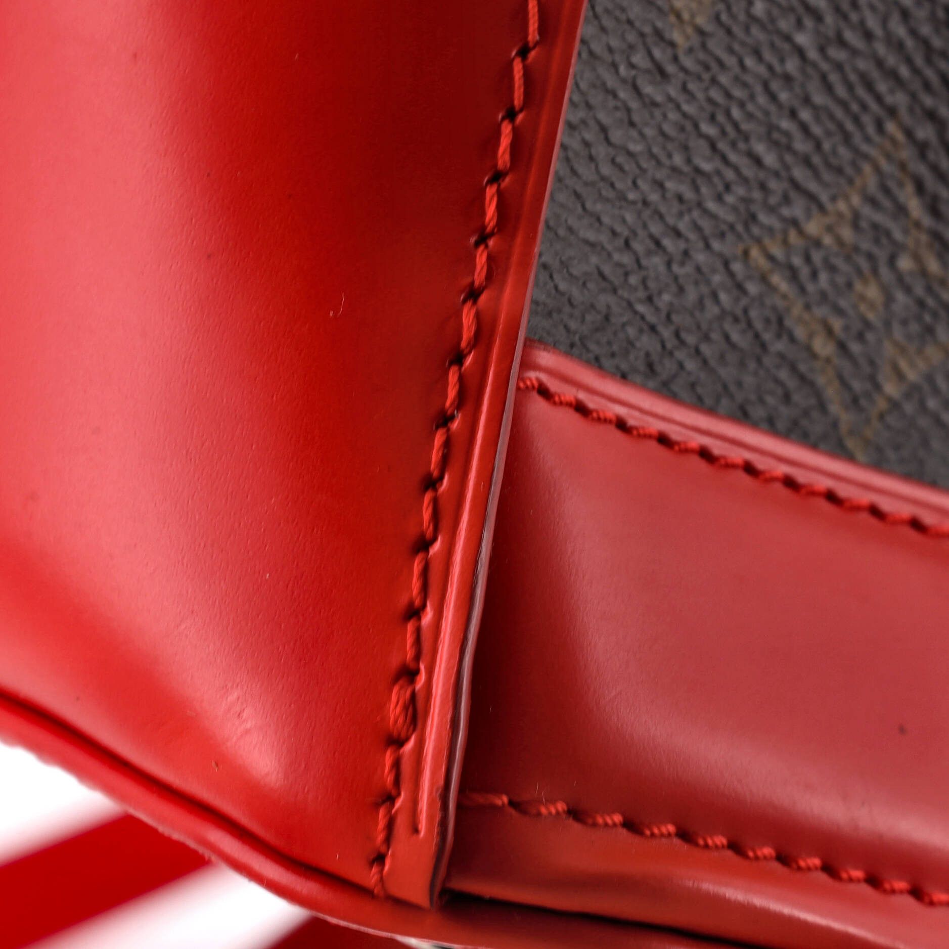 Louis Vuitton Dora Handbag Size ONE SIZE - 6 Thumbnail