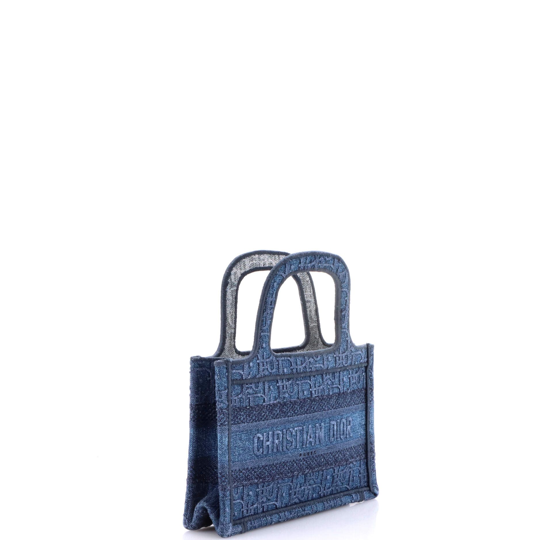 Dior Book Tote Size ONE SIZE - 2 Thumbnail