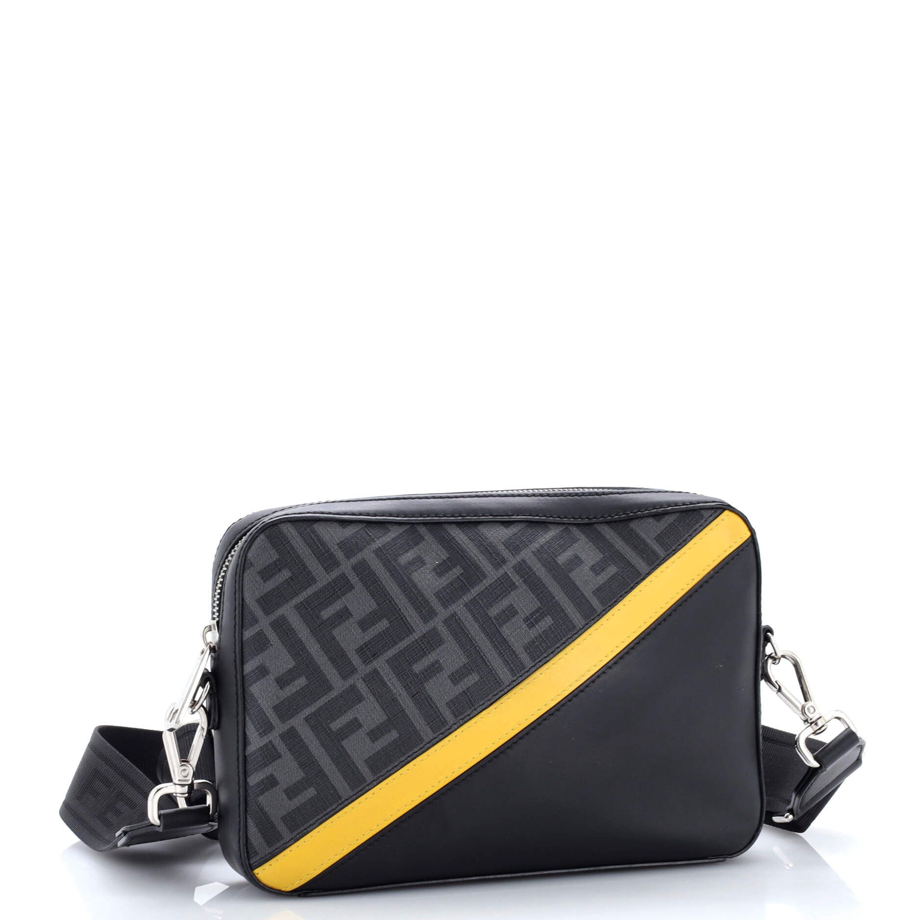 Fendi Camera Case Bag Size ONE SIZE - 2 Thumbnail