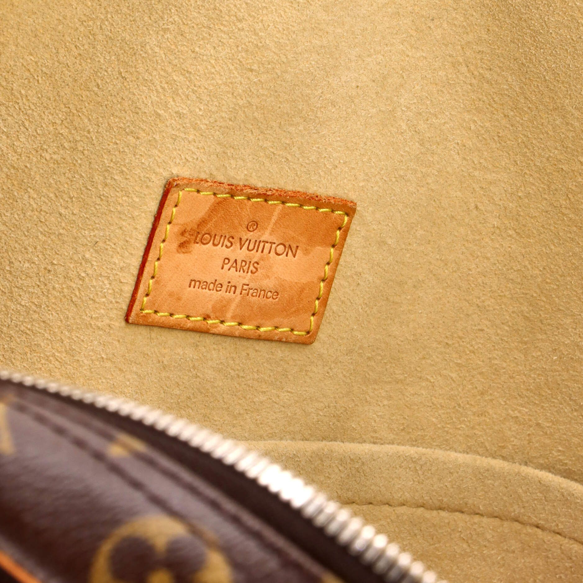 Louis Vuitton Manhattan Handbag Size ONE SIZE - 8 Thumbnail