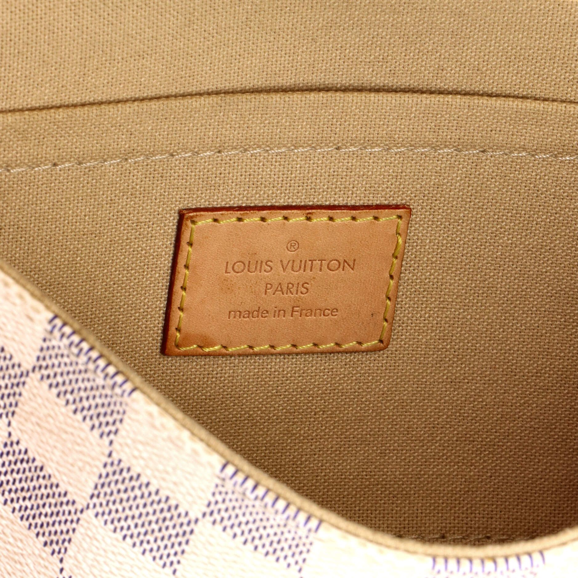 Louis Vuitton Favorite Handbag Size ONE SIZE - 8 Thumbnail