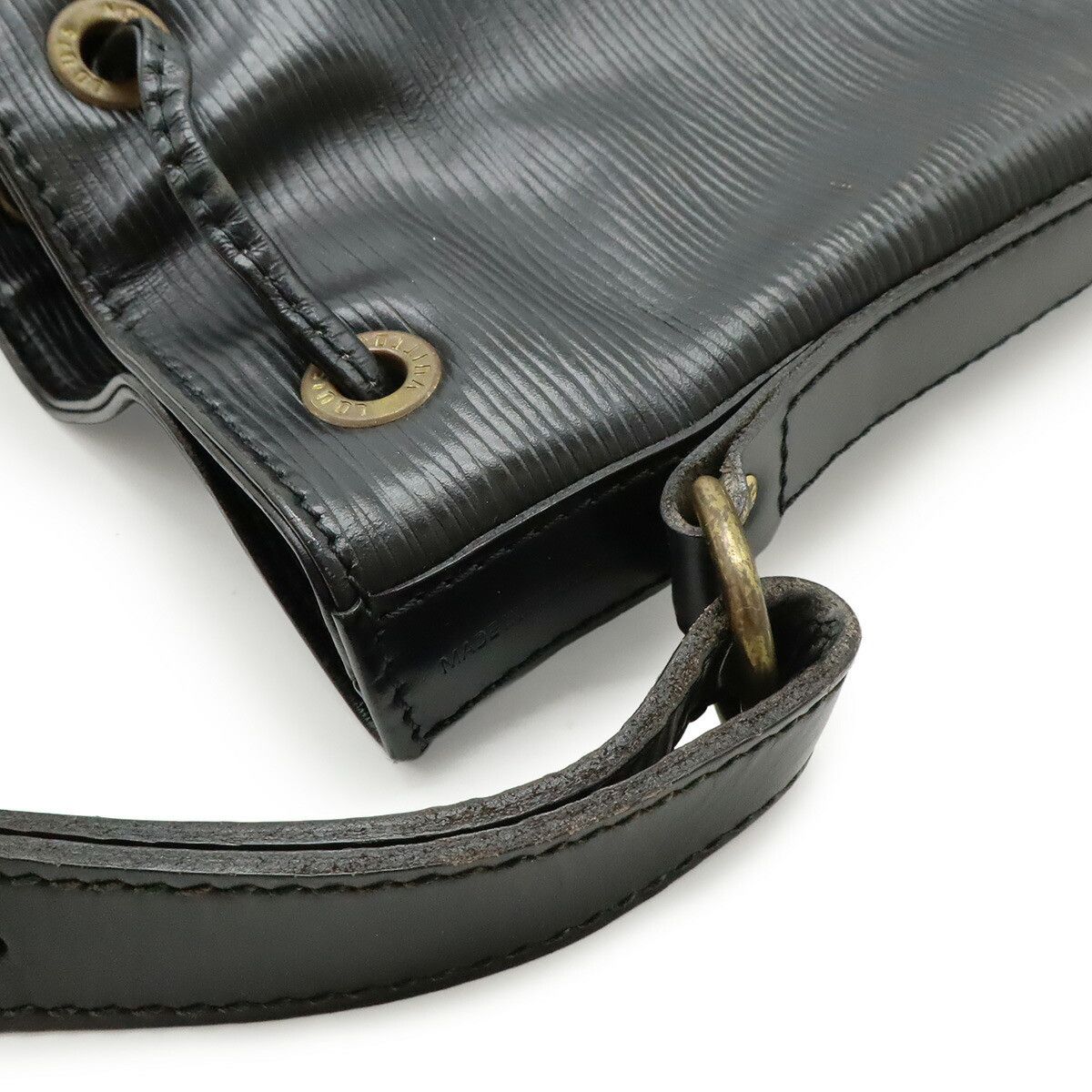 Louis Vuitton Louis Vuitton Louis Vuitton Noe Epi Shoulder Bag Leather Shoulder Bag M59002 DUTY FREE for USA Size ONE SIZE - 8 Thumbnail