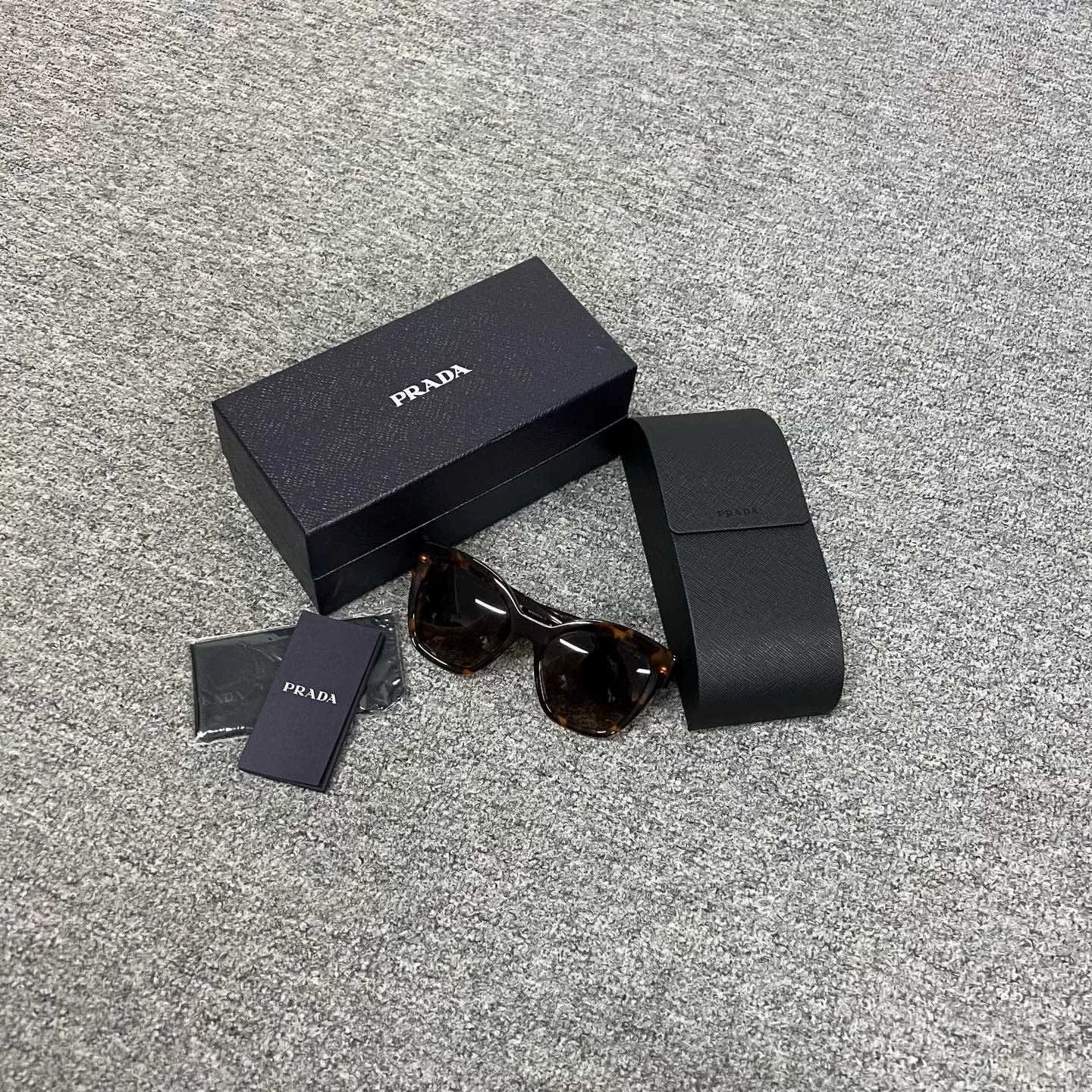 Prada Prada Amber Large Frame Sunglasses Size ONE SIZE - 2 Thumbnail