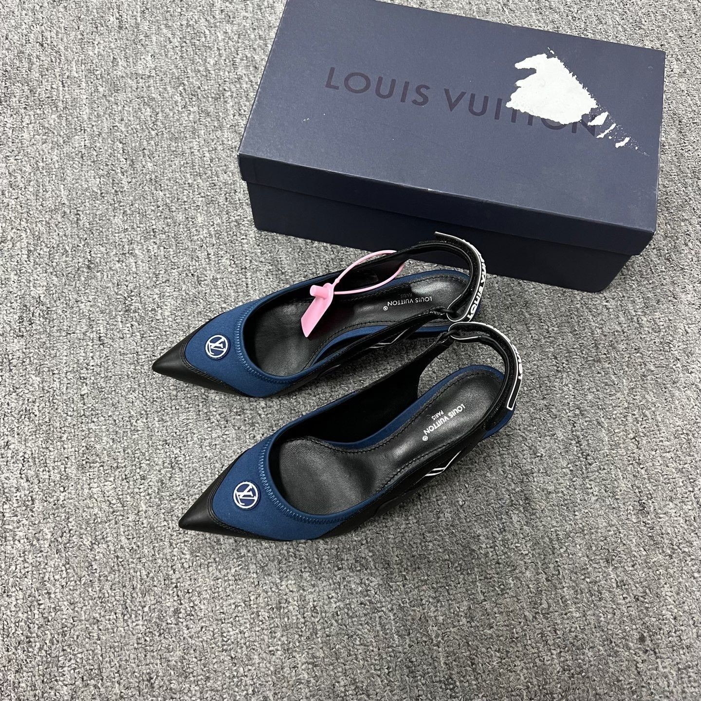 Louis Vuitton Louis Vuitton Archlight Nautical Velcro Sandals Size US 5 / IT 35 - 2 Thumbnail