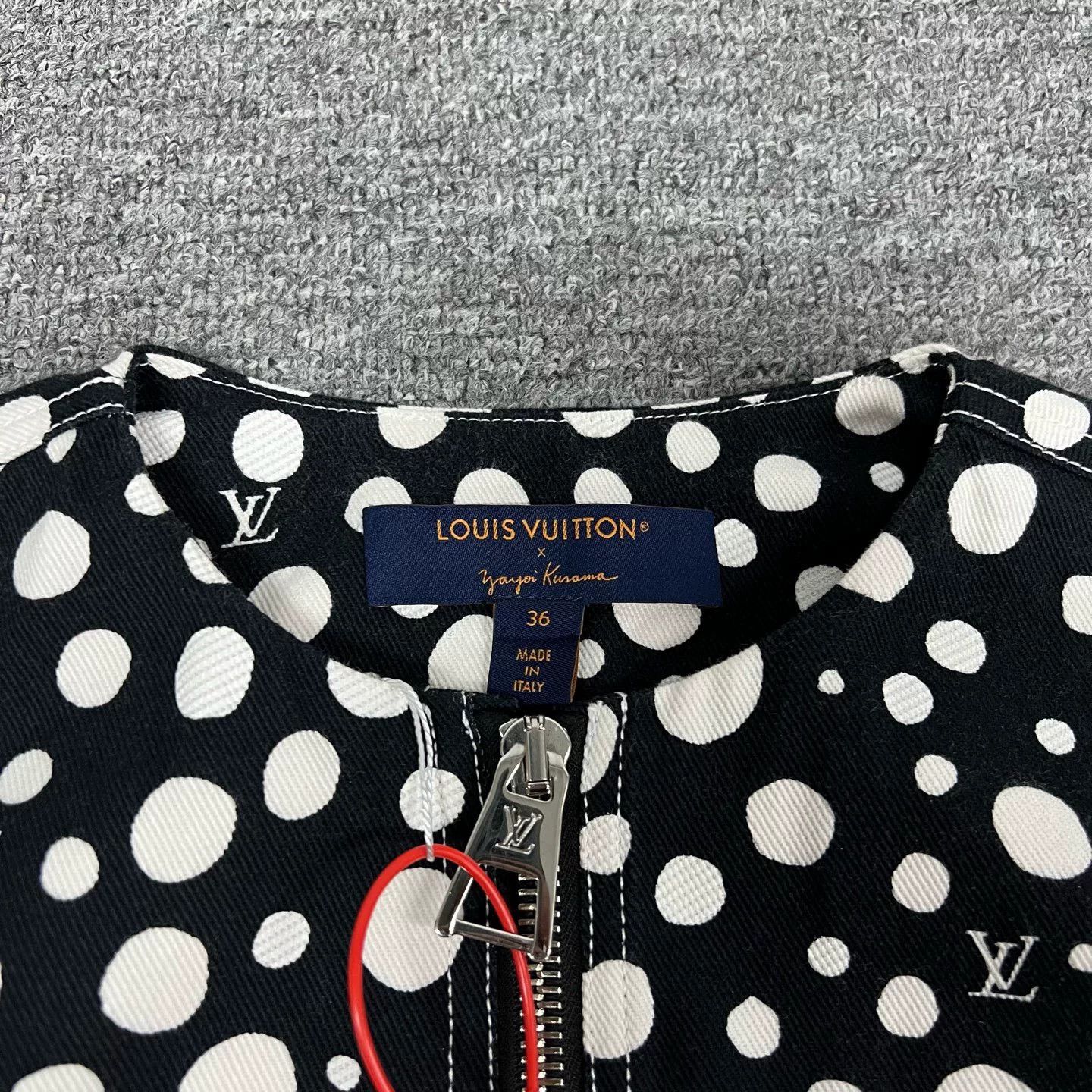 Louis Vuitton Louis Vuitton Yayoi Kusama Polka Dot Denim Jacket Size XS / US 0-2 / IT 36-38 - 4 Thumbnail