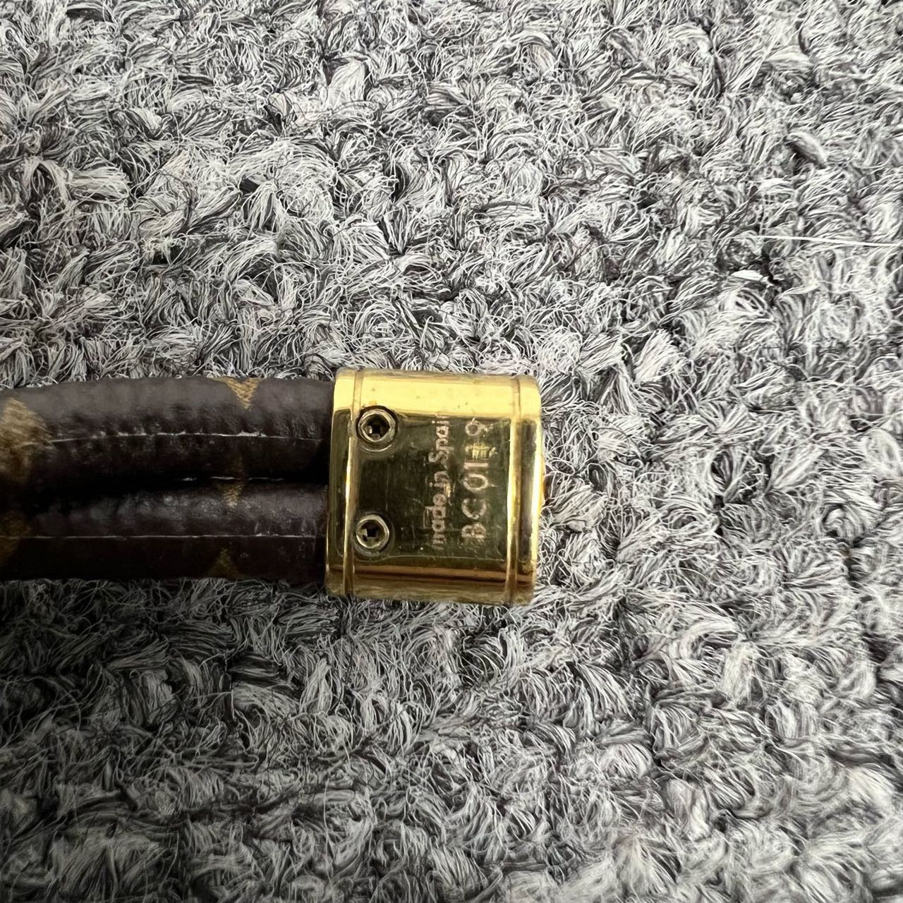 Louis Vuitton Louis Vuitton Monogram Lock Bracelet Size ONE SIZE - 5 Thumbnail