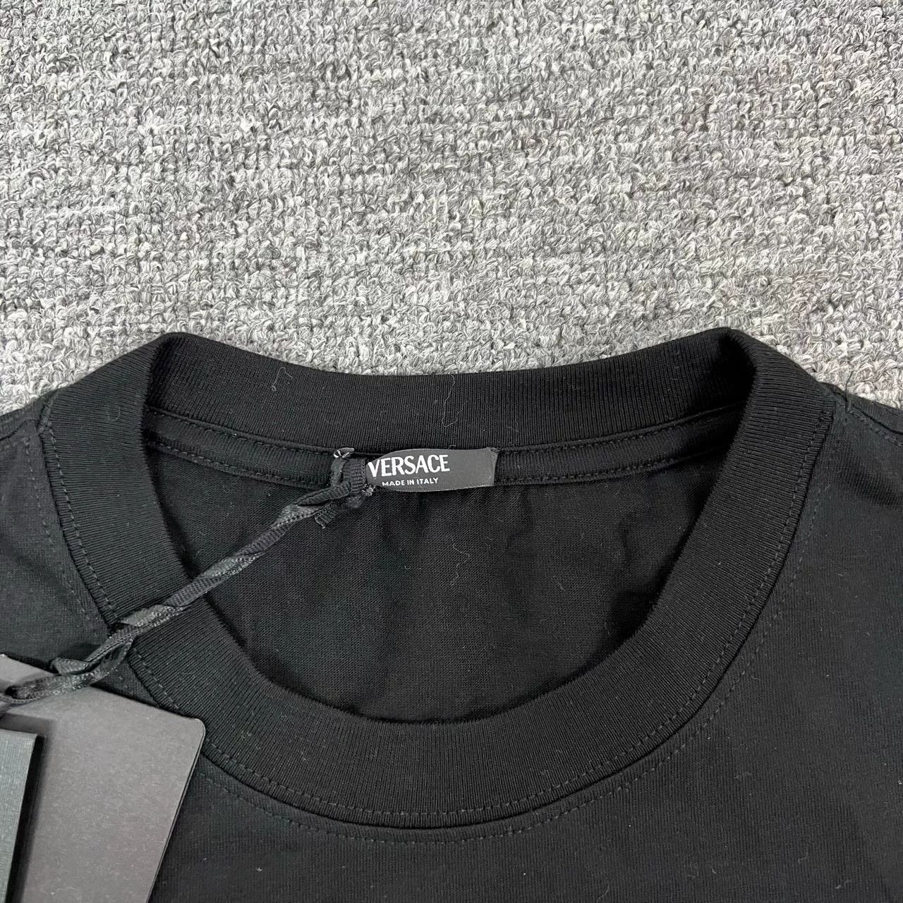 Versace Versace 25SS Crystal Rivet Logo T-shirt Size XS / US 0-2 / IT 36-38 - 5 Thumbnail
