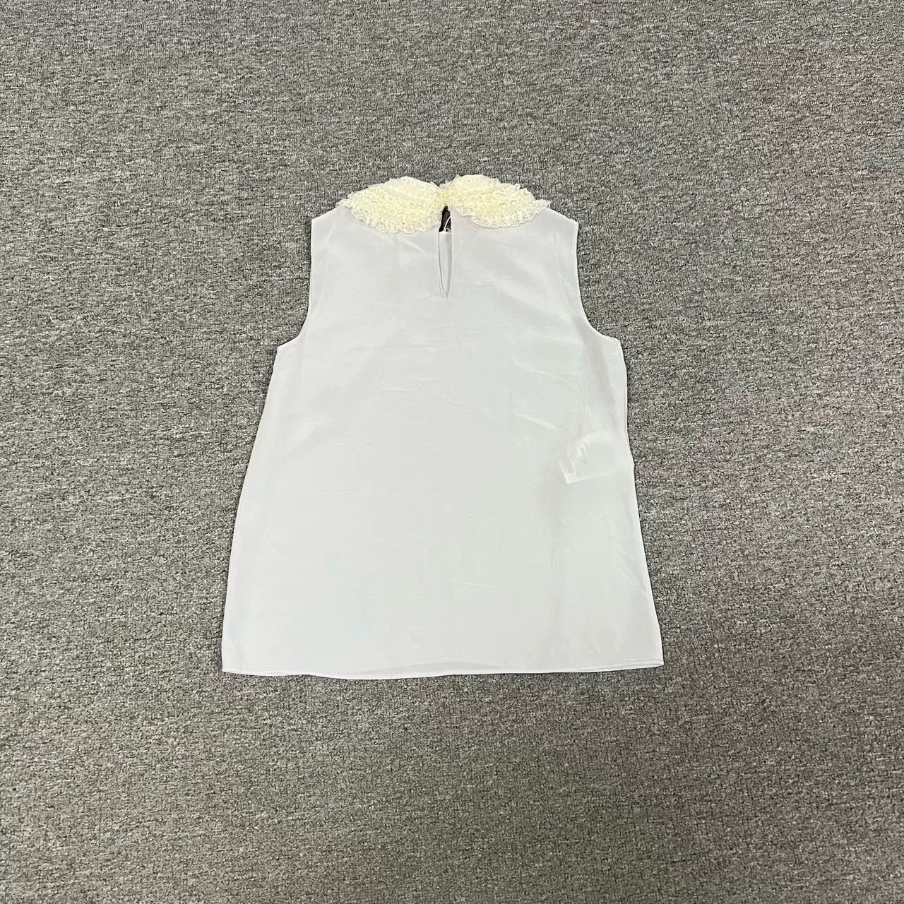 Miu Miu Miu Miu Silk Sleeveless Sequin Collar Top Size XS / US 0-2 / IT 36-38 - 6 Thumbnail
