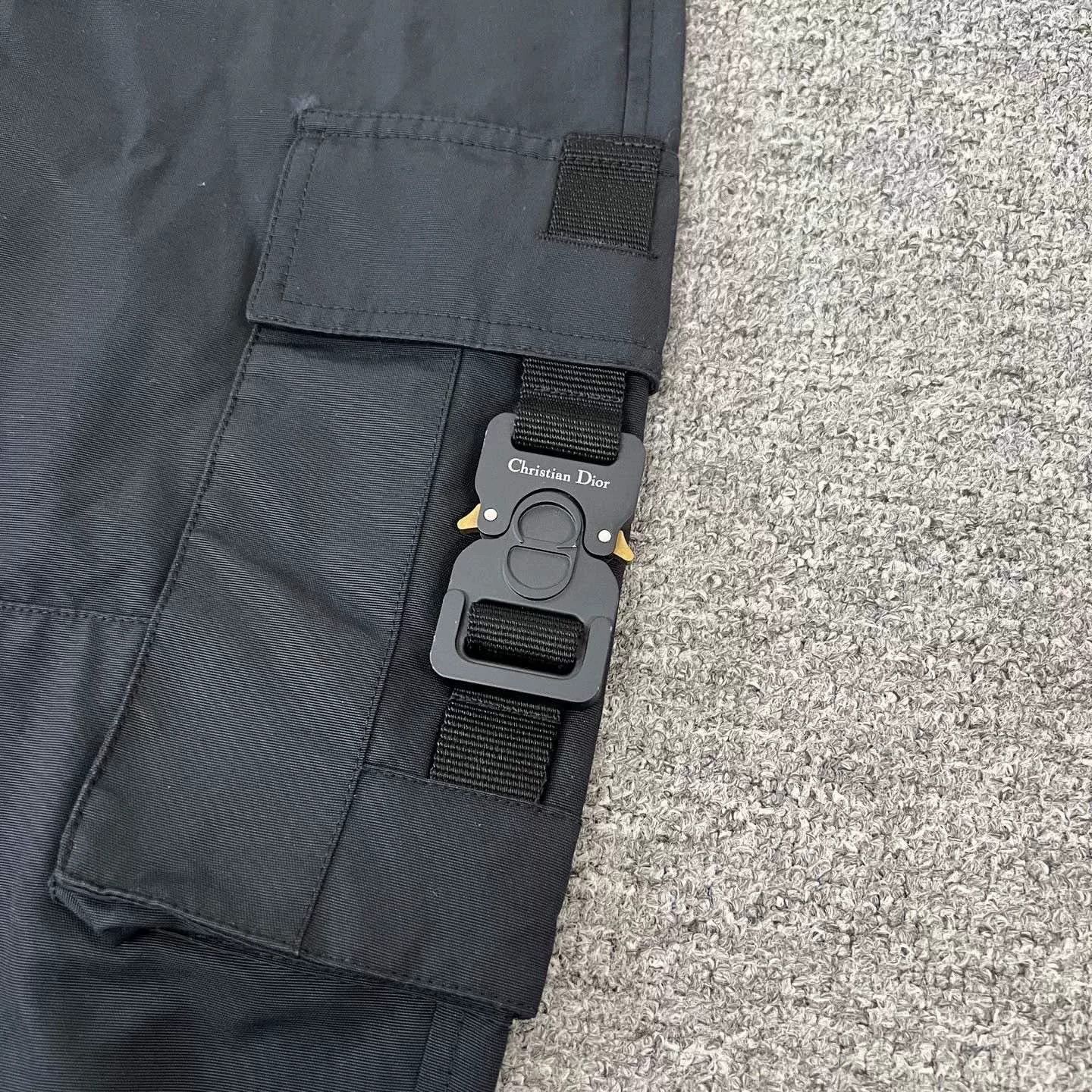 Alyx Dior x Alyx Utility Lock Black Cargo Pants Size US 30 / EU 46 - 3 Thumbnail