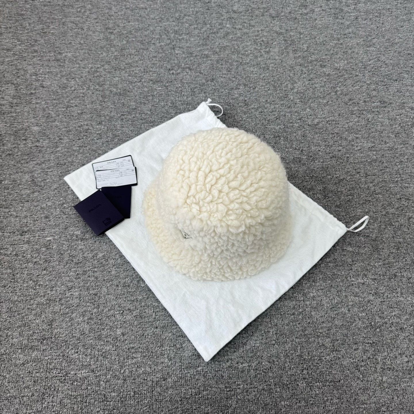 Prada Prada Triangle Logo White Lamb Wool Bucket Hat Size ONE SIZE - 2 Thumbnail