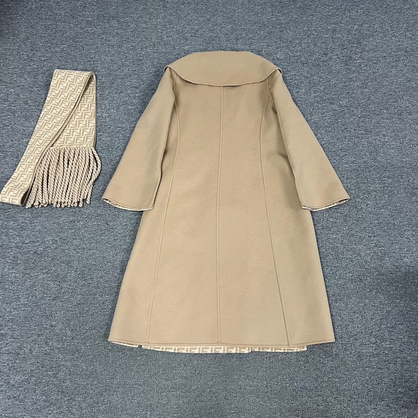 Fendi FENDI SS23 Monogram Fringe Wool Coat Size S / US 4 / IT 40 - 4 Thumbnail