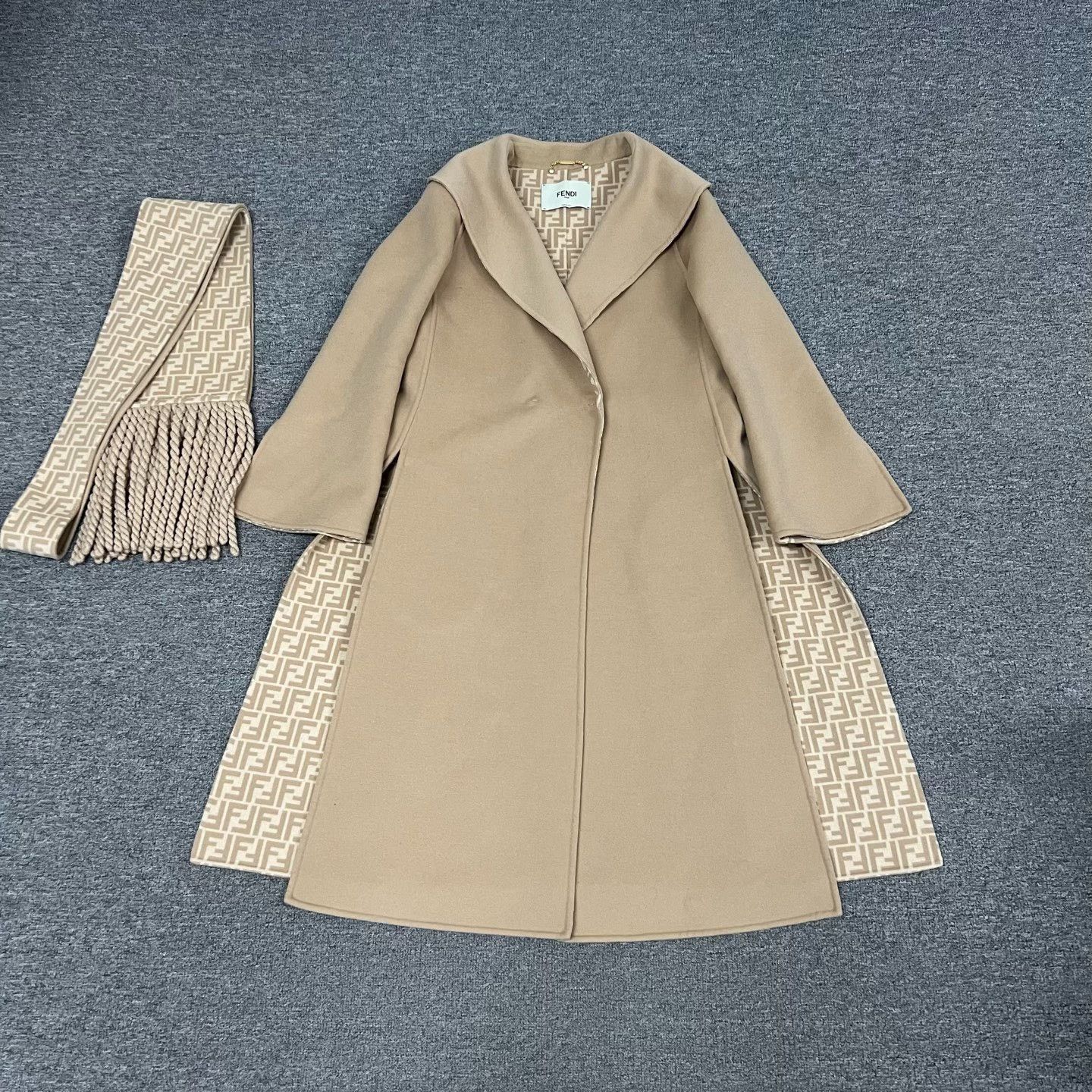 Fendi FENDI SS23 Monogram Fringe Wool Coat Size S / US 4 / IT 40 - 3 Thumbnail