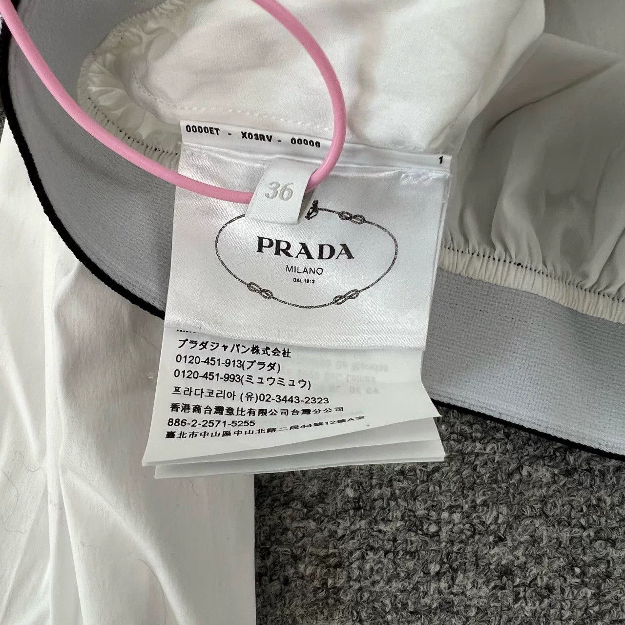 Prada Prada Logo Short White Shirt Size XS / US 0-2 / IT 36-38 - 6 Thumbnail