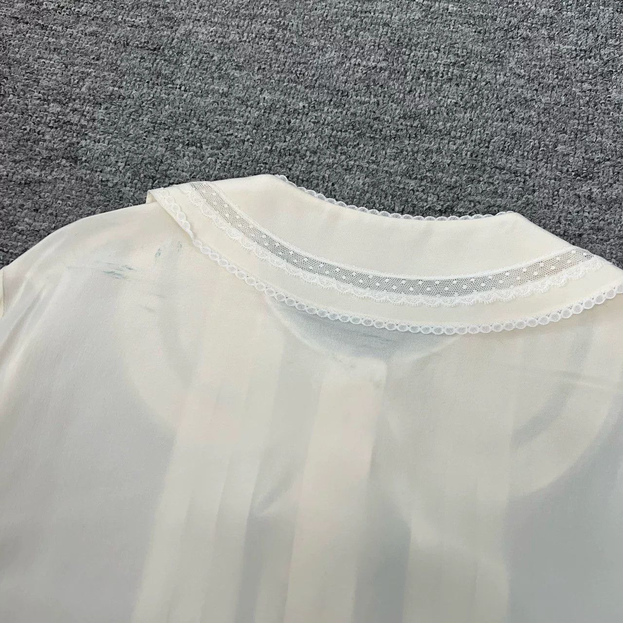 Miu Miu Miu Miu Silk Bow Lace Peter Pan Collar Shirt Size S / US 4 / IT 40 - 6 Thumbnail
