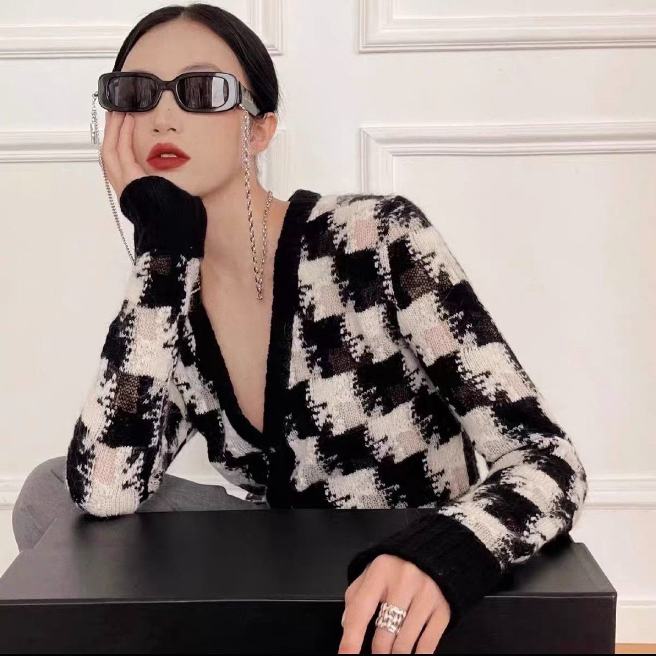 Dior Dior Black White Check Cashmere Cardigan Size XS / US 0-2 / IT 36-38 - 2 Thumbnail