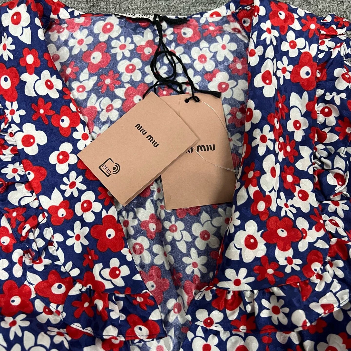 Miu Miu Miumiu Small Floral Puff Sleeve Top Size XS / US 0-2 / IT 36-38 - 5 Thumbnail