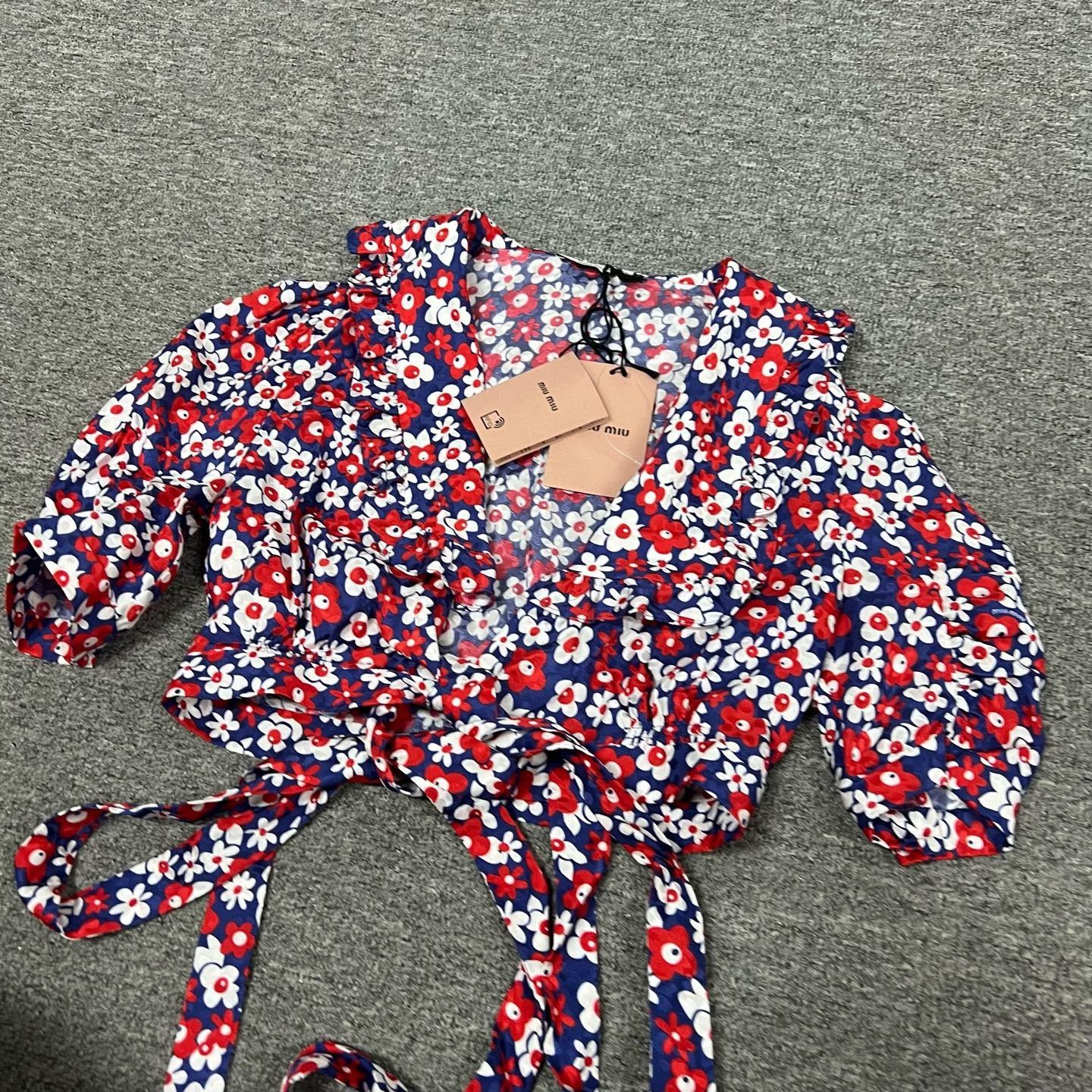 Miu Miu Miumiu Small Floral Puff Sleeve Top Size XS / US 0-2 / IT 36-38 - 6 Thumbnail