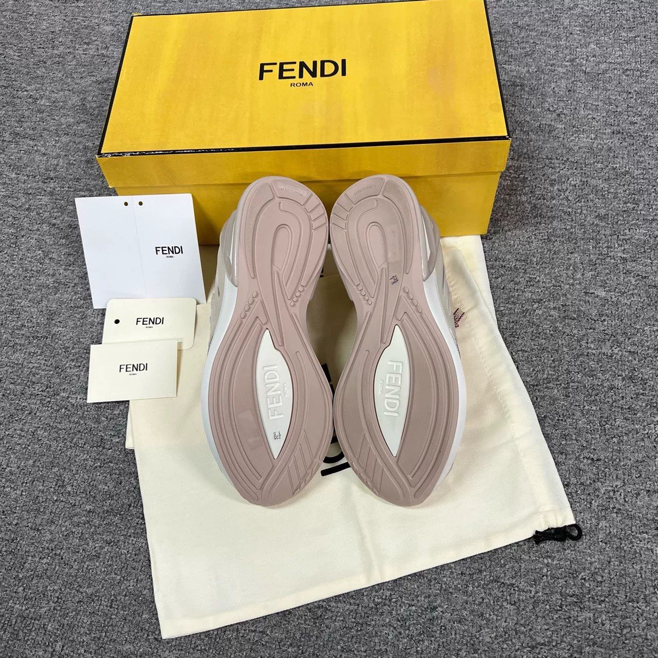 Fendi Fendi Women's Thick Sole Low-Top Sneakers Size US 6 / IT 36 - 5 Thumbnail