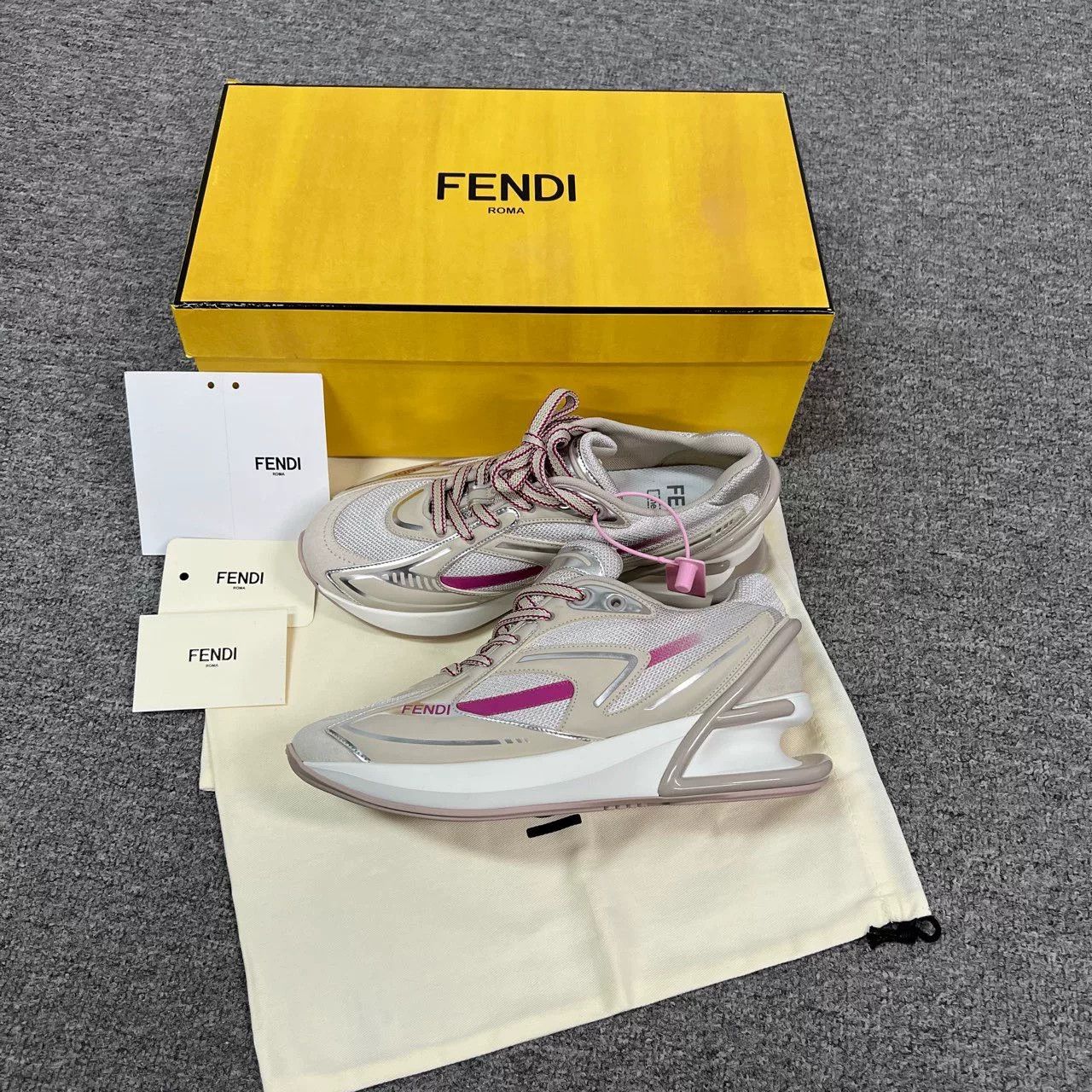Fendi Fendi Women's Thick Sole Low-Top Sneakers Size US 6 / IT 36 - 3 Thumbnail