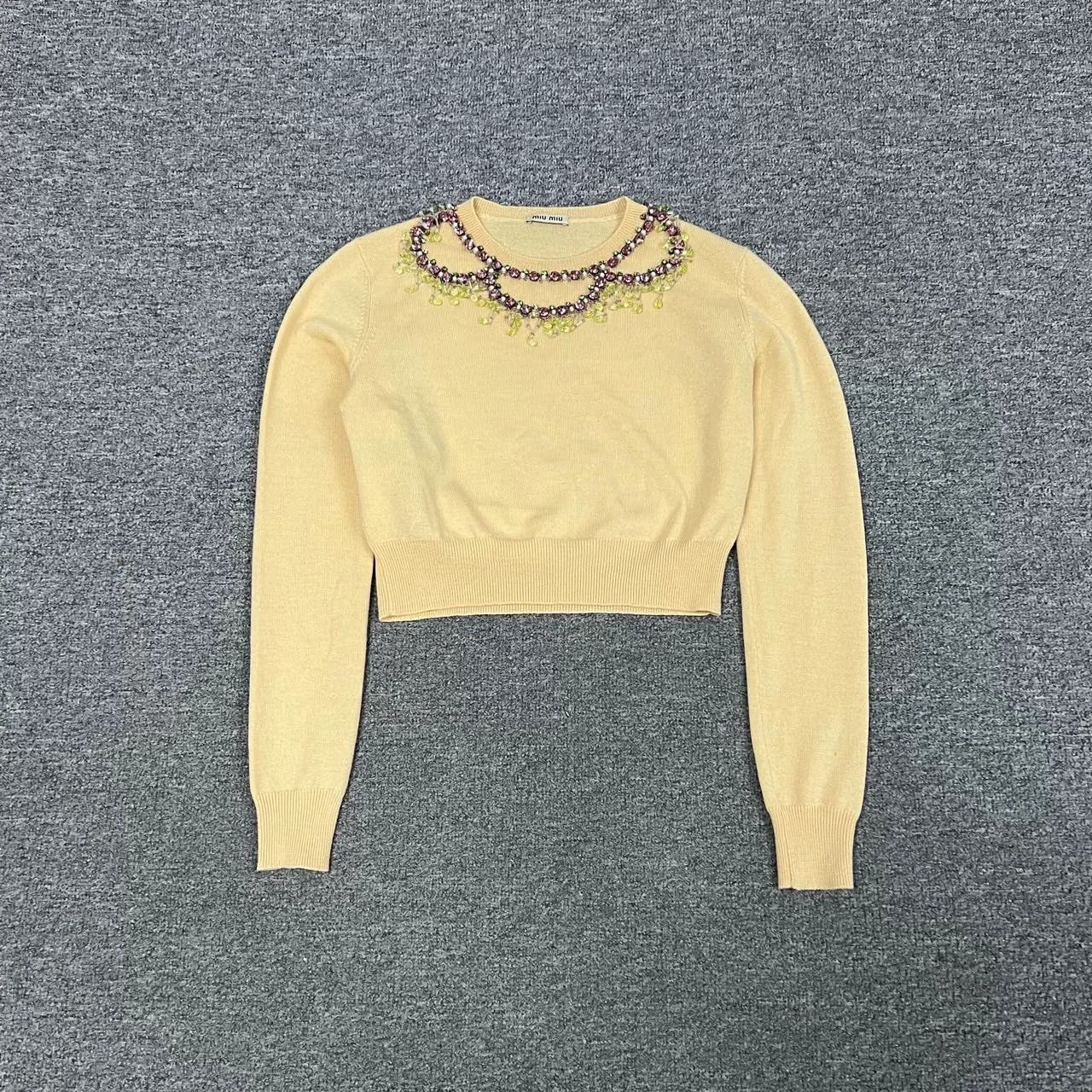 Miu Miu MiuMiu Yellow Crystal Pearl Cashmere Sweater Size XS / US 0-2 / IT 36-38 - 2 Thumbnail