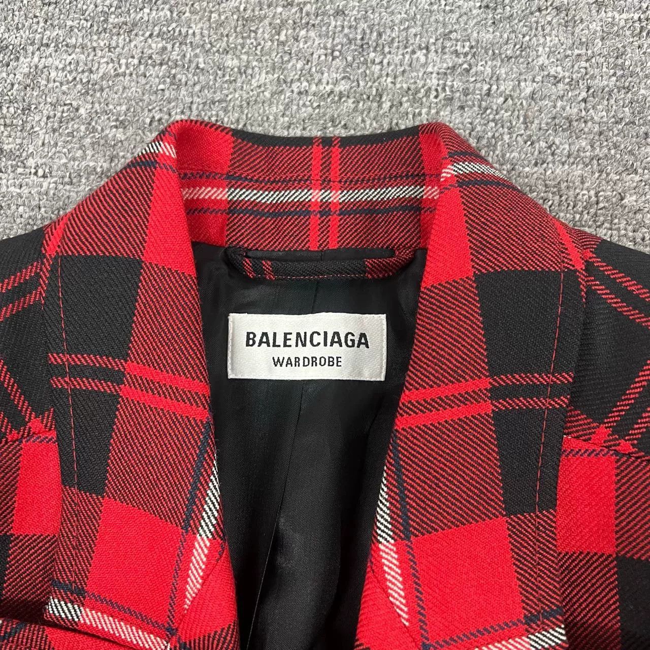 Balenciaga Balenciaga Red Black Check Wool Blazer Size XS / US 0-2 / IT 36-38 - 4 Thumbnail