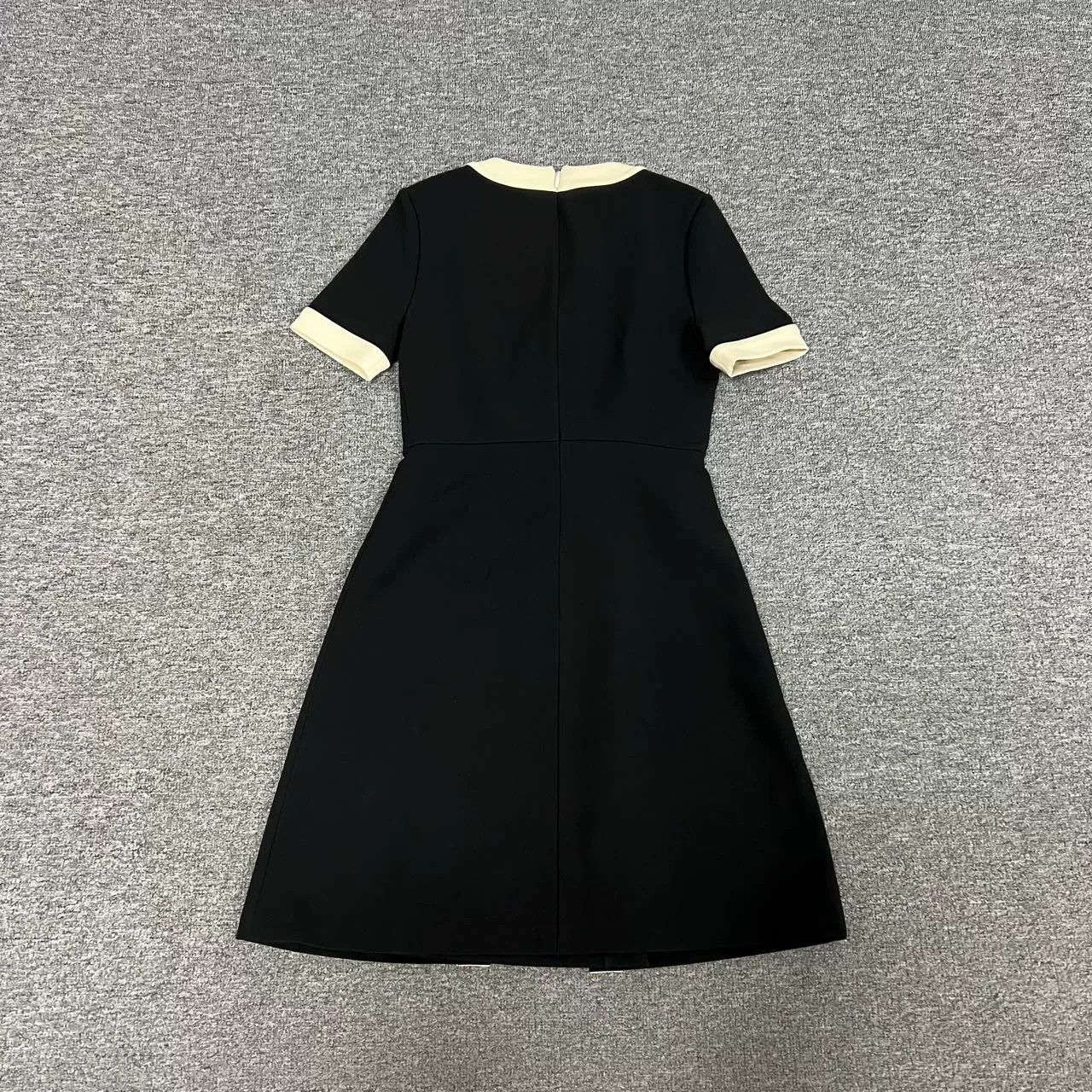 Gucci Gucci Horsebit Black White Dress Size S / US 4 / IT 40 - 2 Thumbnail