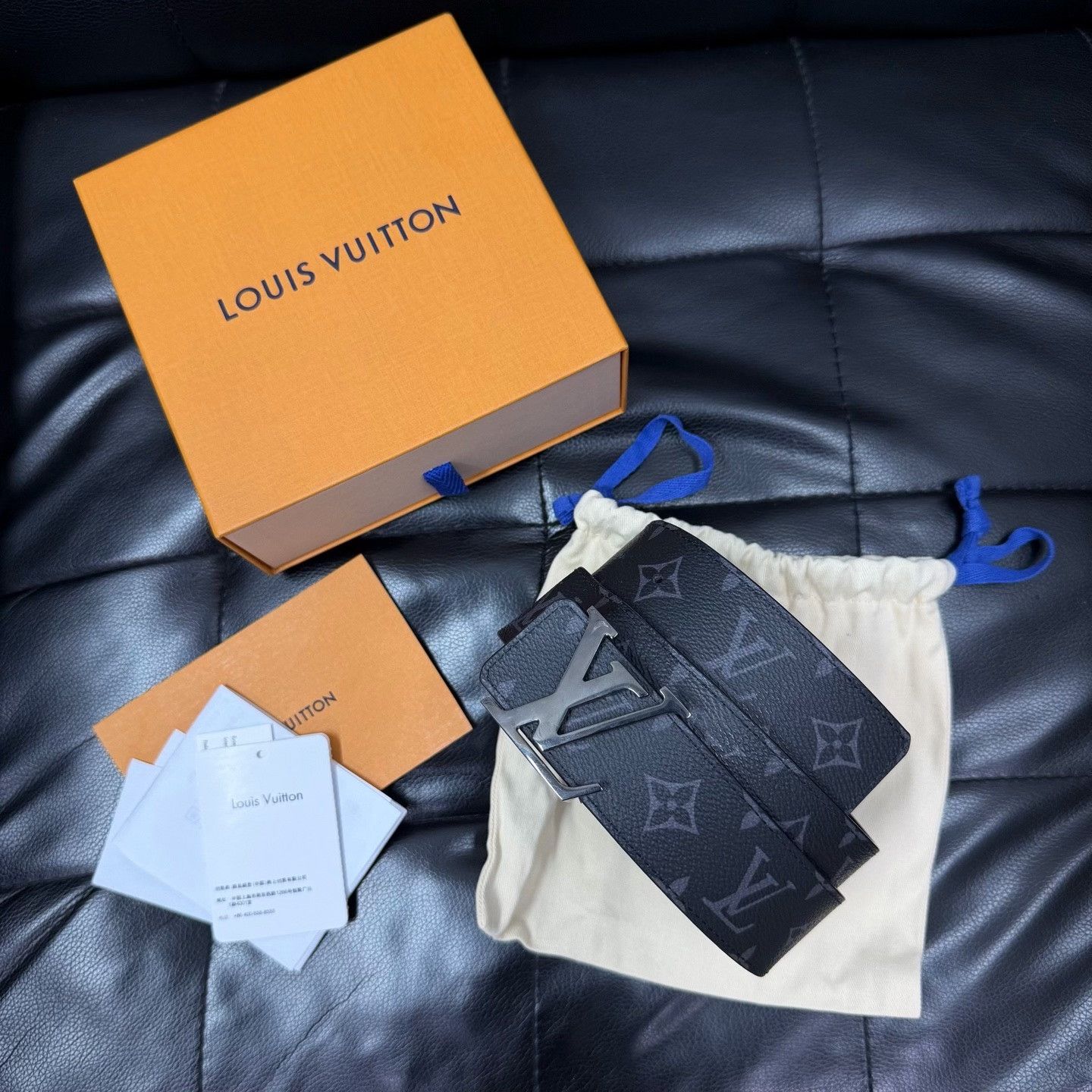 Louis Vuitton Louis Vuitton Monogram Black Leather Belt Size ONE SIZE - 3 Thumbnail