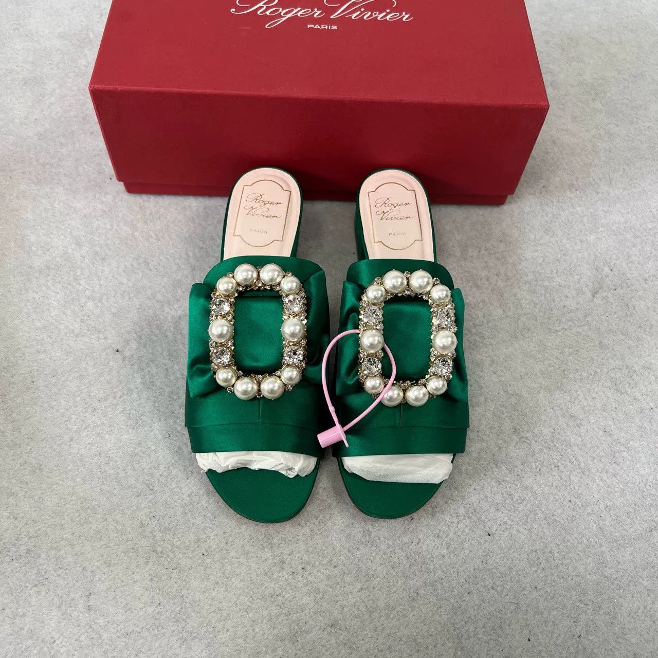 Roger Vivier Roger Vivier Green Satin Block Heel Mules Size US 7.5 / IT 37.5 - 3 Thumbnail