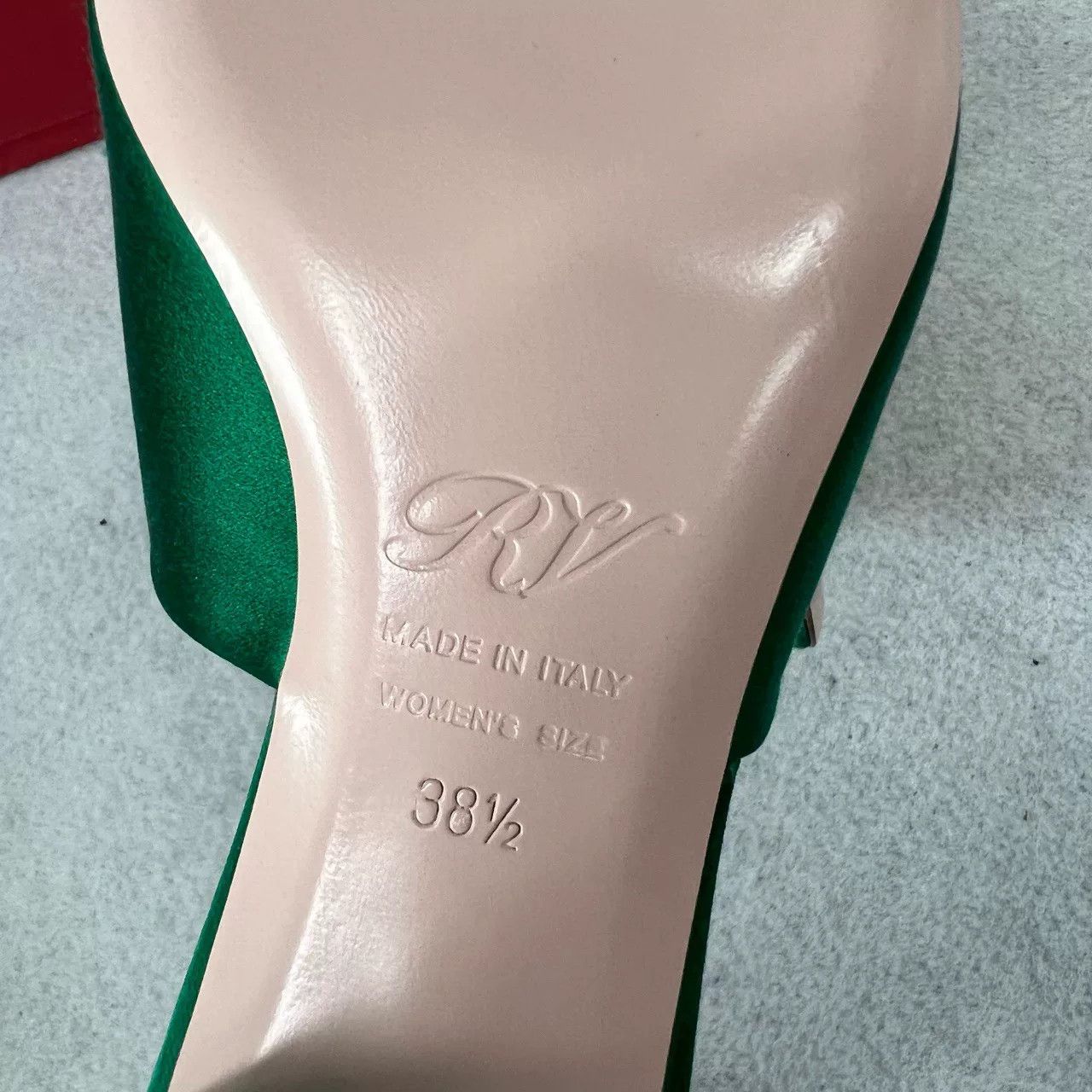 Roger Vivier Roger Vivier Green Satin Block Heel Mules Size US 7.5 / IT 37.5 - 6 Thumbnail