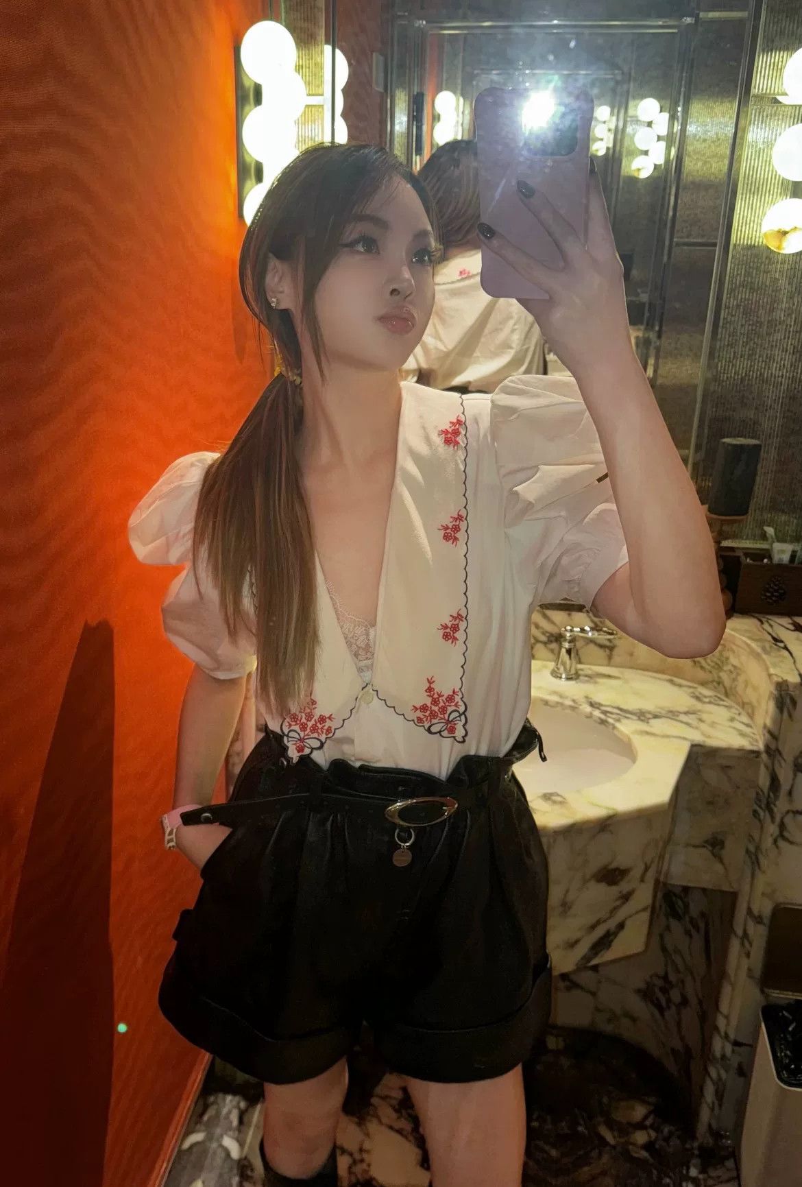Miu Miu Miu Miu White Floral Embroidered Collar Shirt Size S / US 4 / IT 40 - 2 Thumbnail
