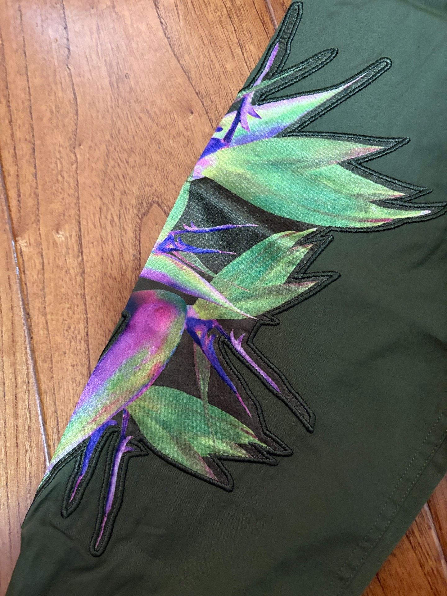 Givenchy Givenchy Bird of Paradise Long Sleeve Shirt Size US S / EU 44-46 / 1 - 4 Thumbnail