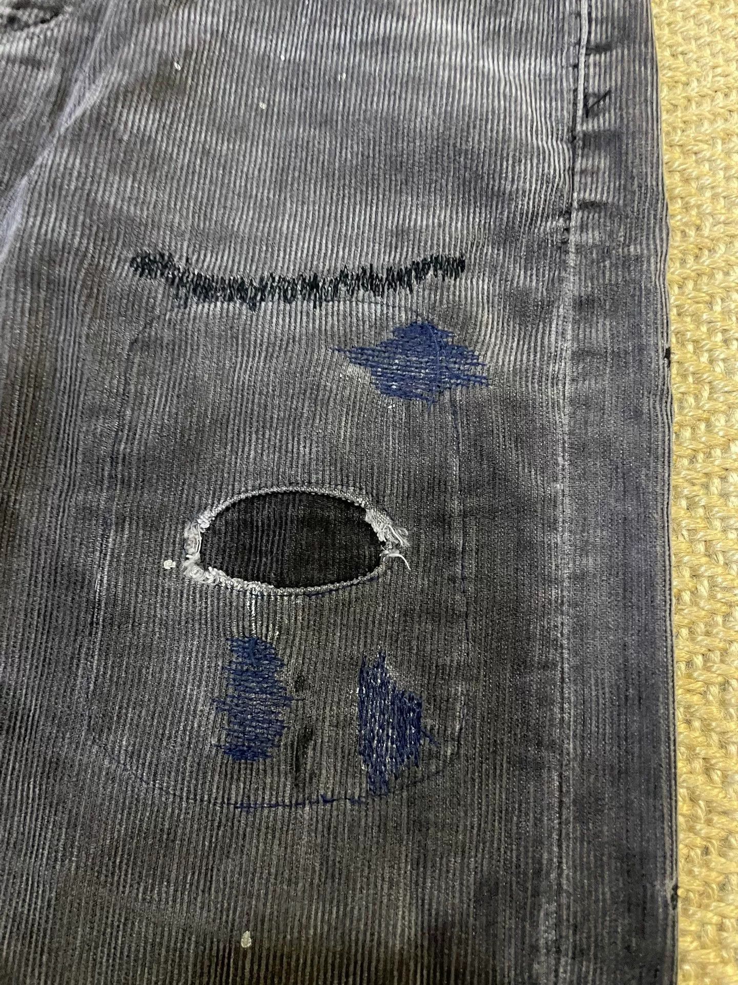 Neighborhood NEIGHBORHOOD Distressed Corduroy Pants Size US 26 / EU 42 - 5 Thumbnail