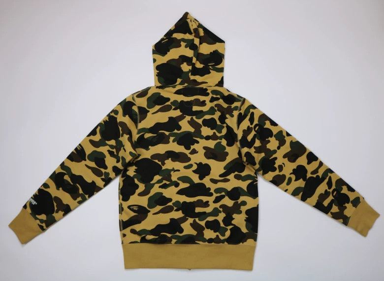 Bape BAPE WINDSTOPPER Camo Windproof Hoodie Size US S / EU 44-46 / 1 - 2 Thumbnail