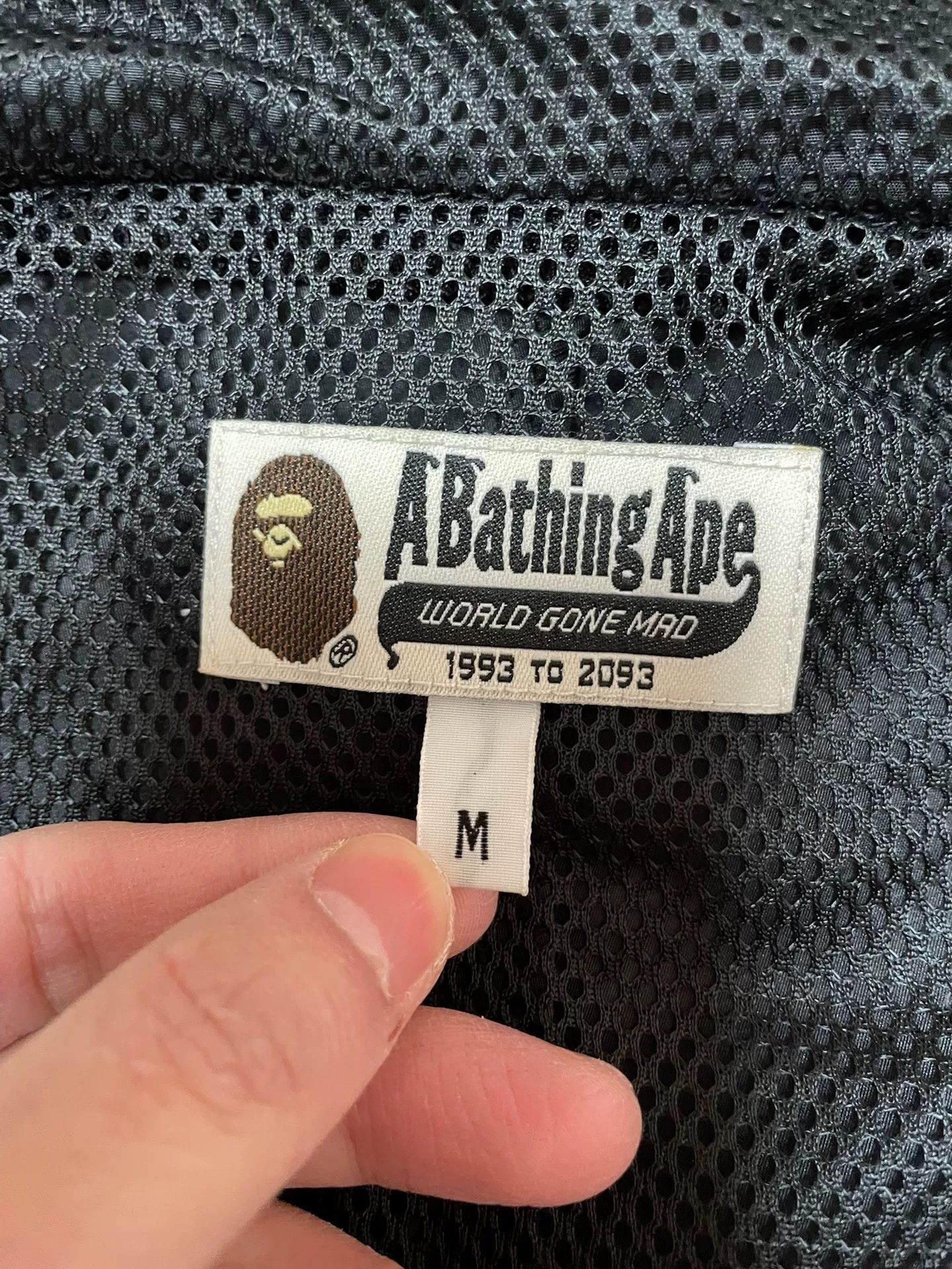 Bape BAPE 1st Camo Hooded Windbreaker Size US M / EU 48-50 / 2 - 8 Thumbnail