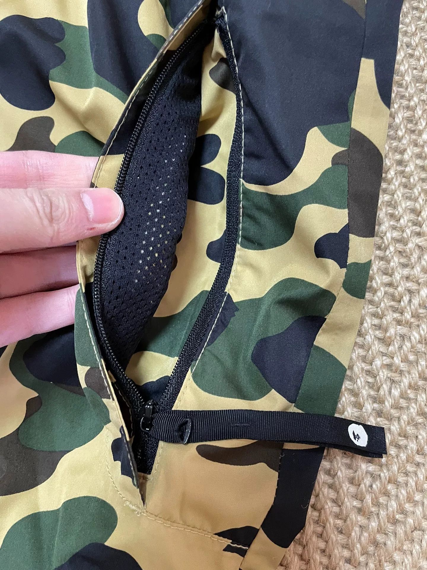 Bape BAPE 1st Camo Hooded Windbreaker Size US M / EU 48-50 / 2 - 6 Thumbnail